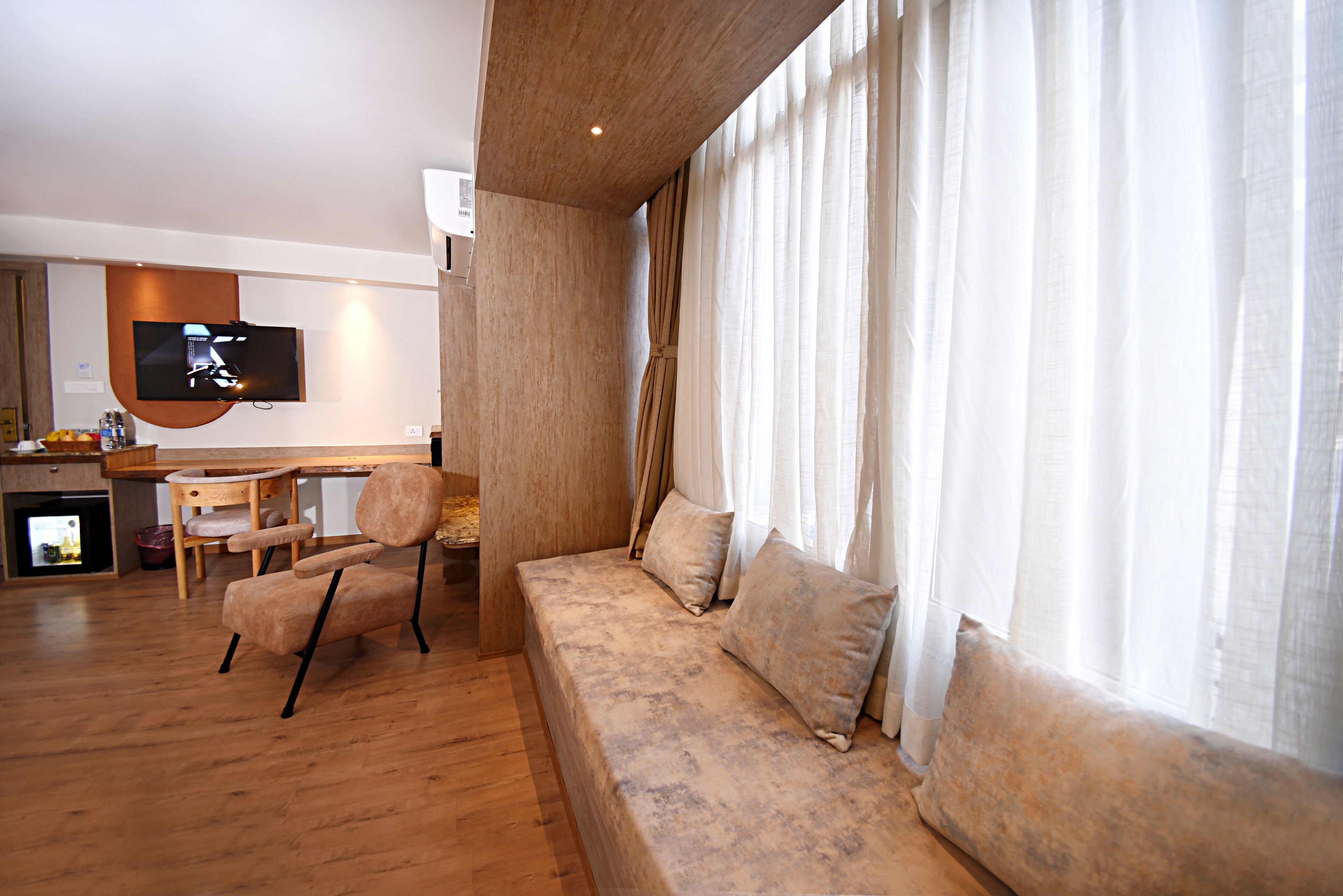 Daali Hotel & Apartment