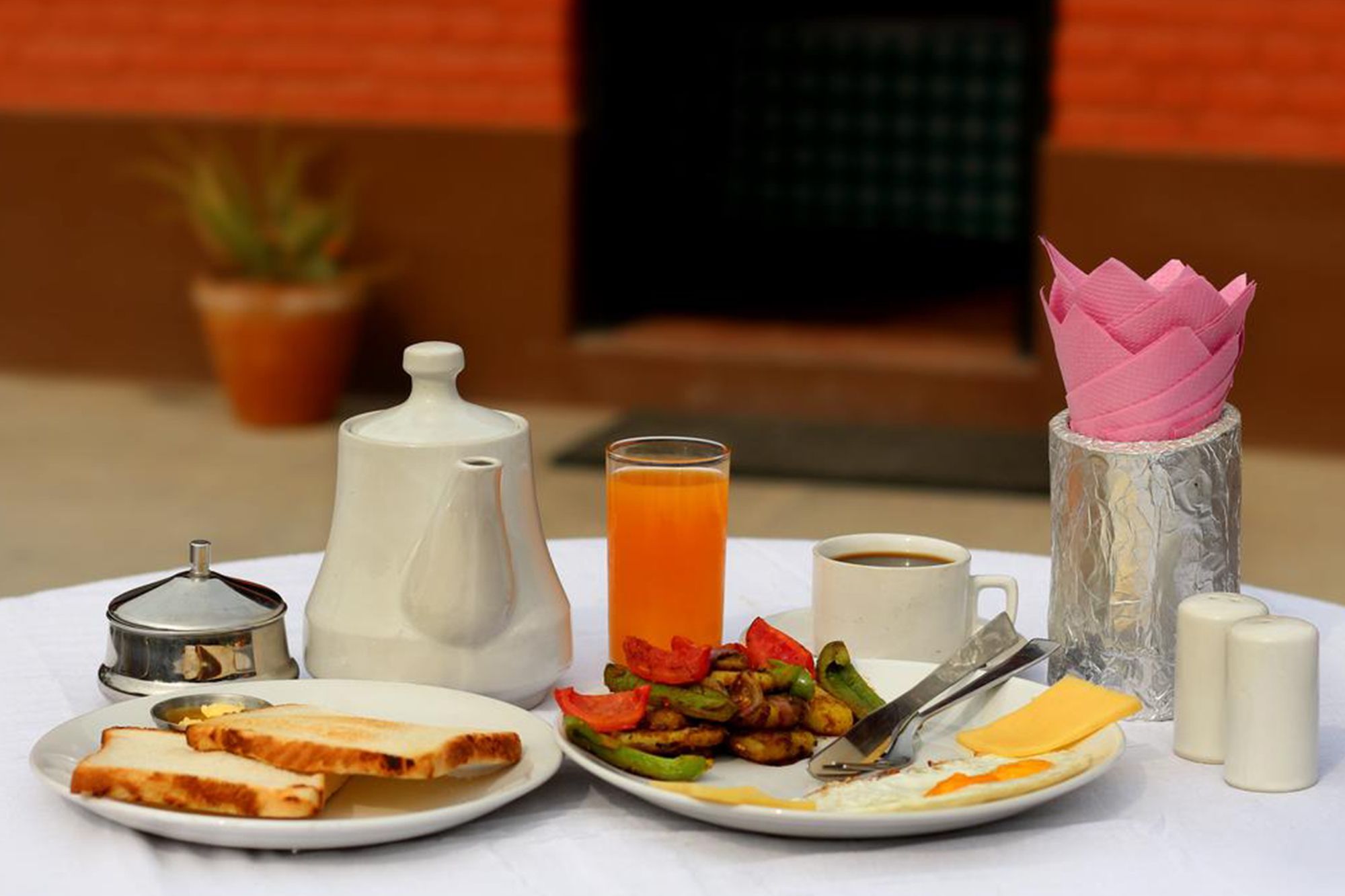 Hotel Bravo
