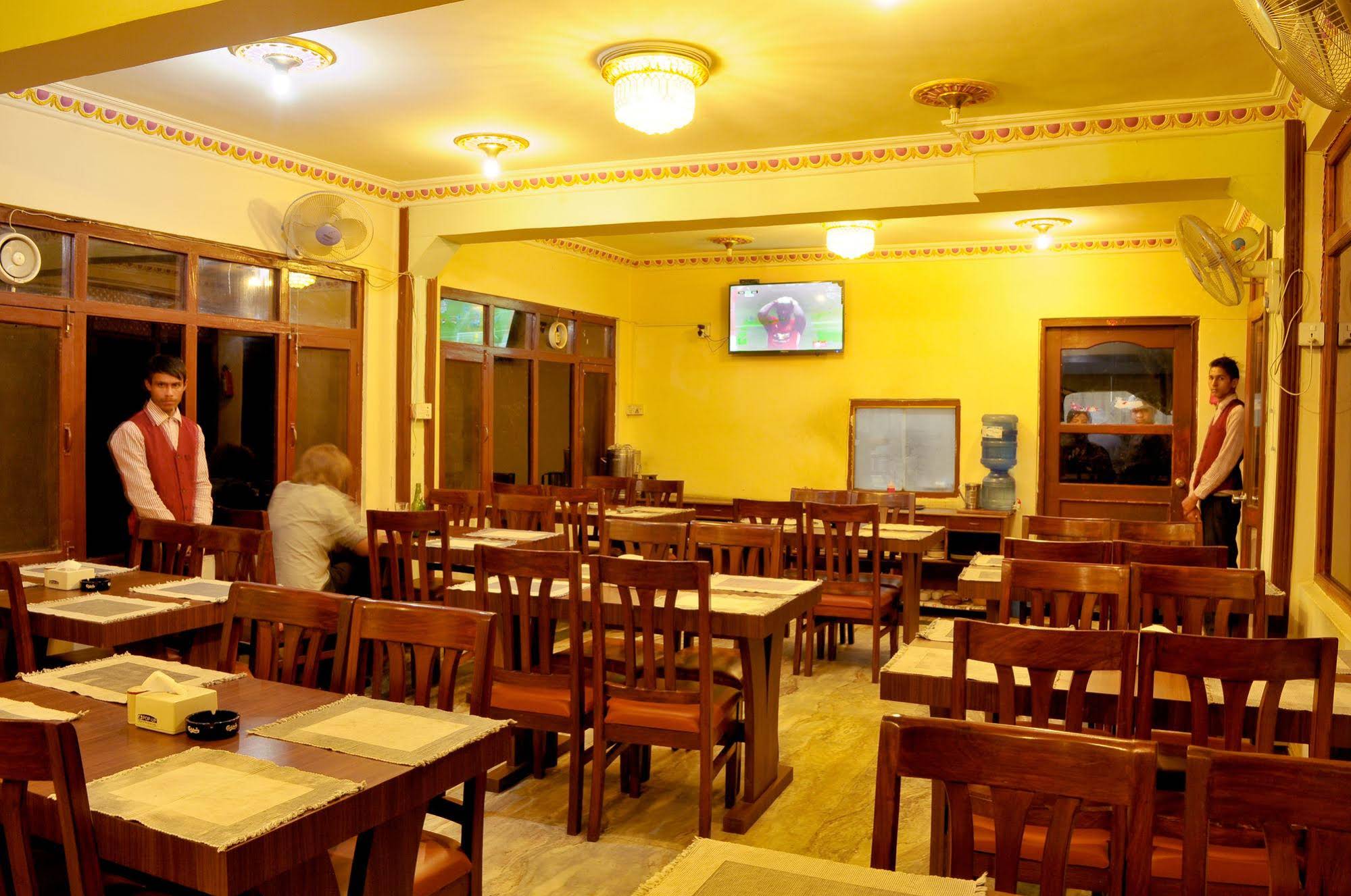 Hotel Brihaspati