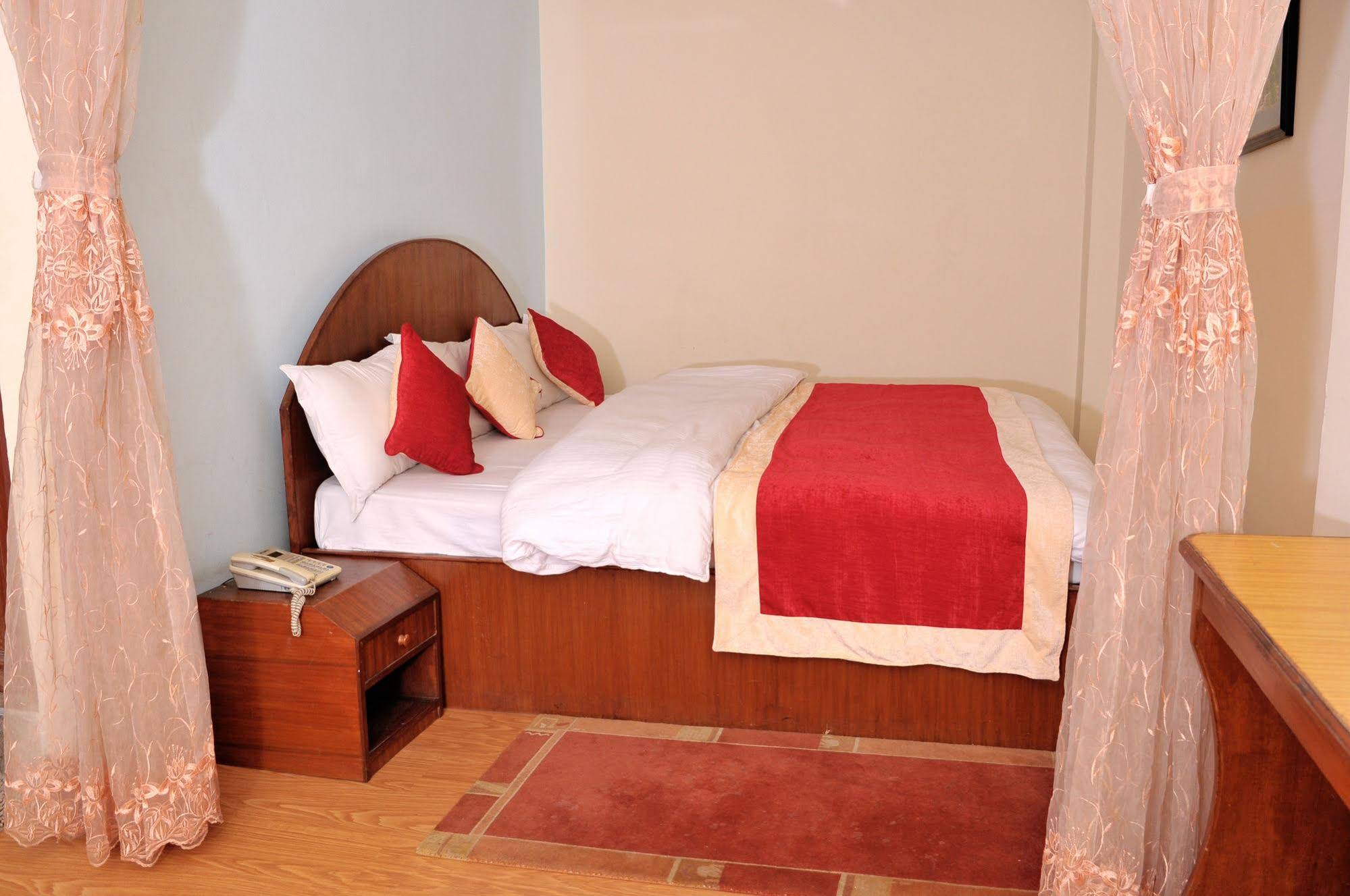Hotel Brihaspati