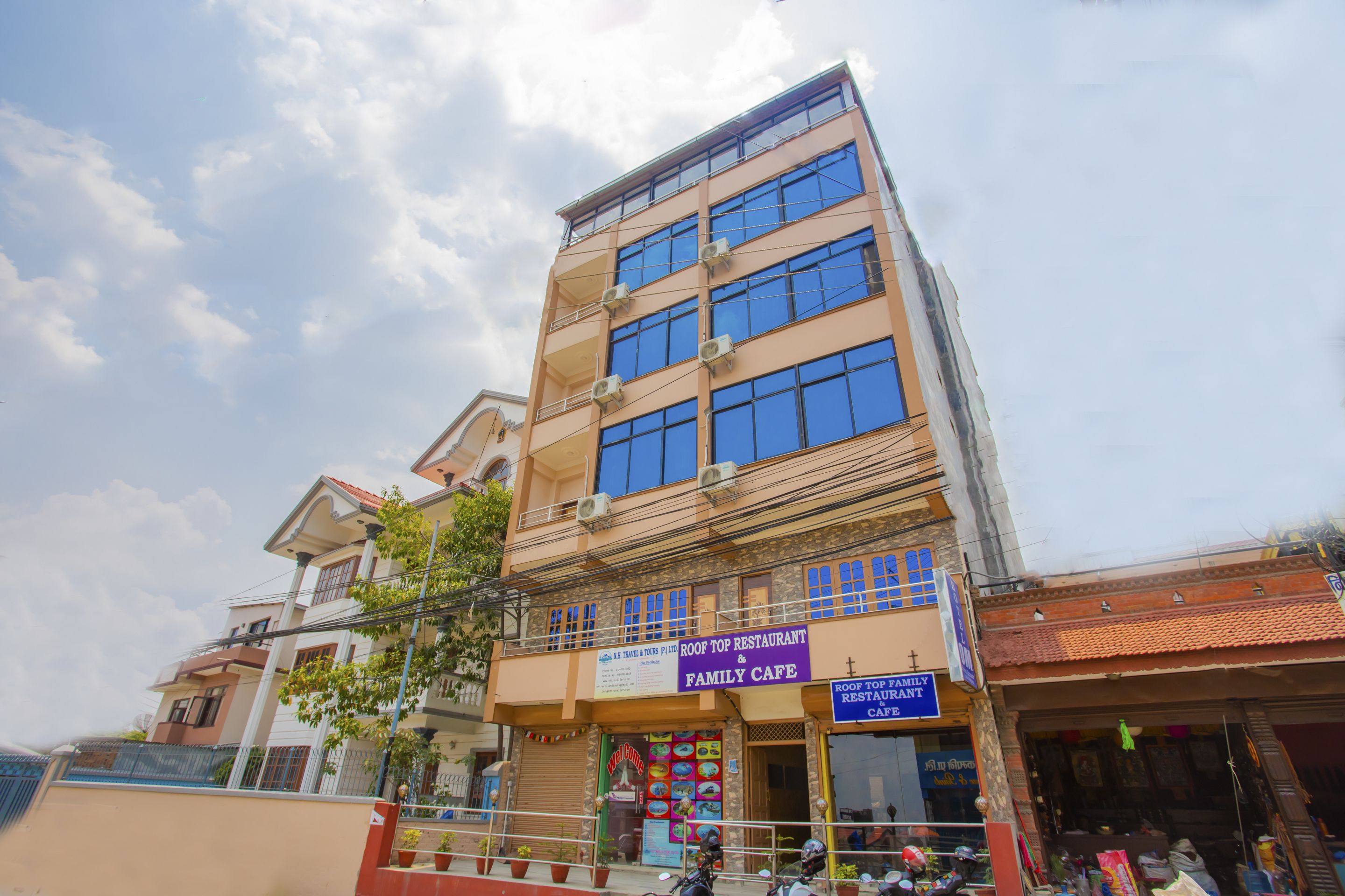 Hotel Om by OYO Rooms