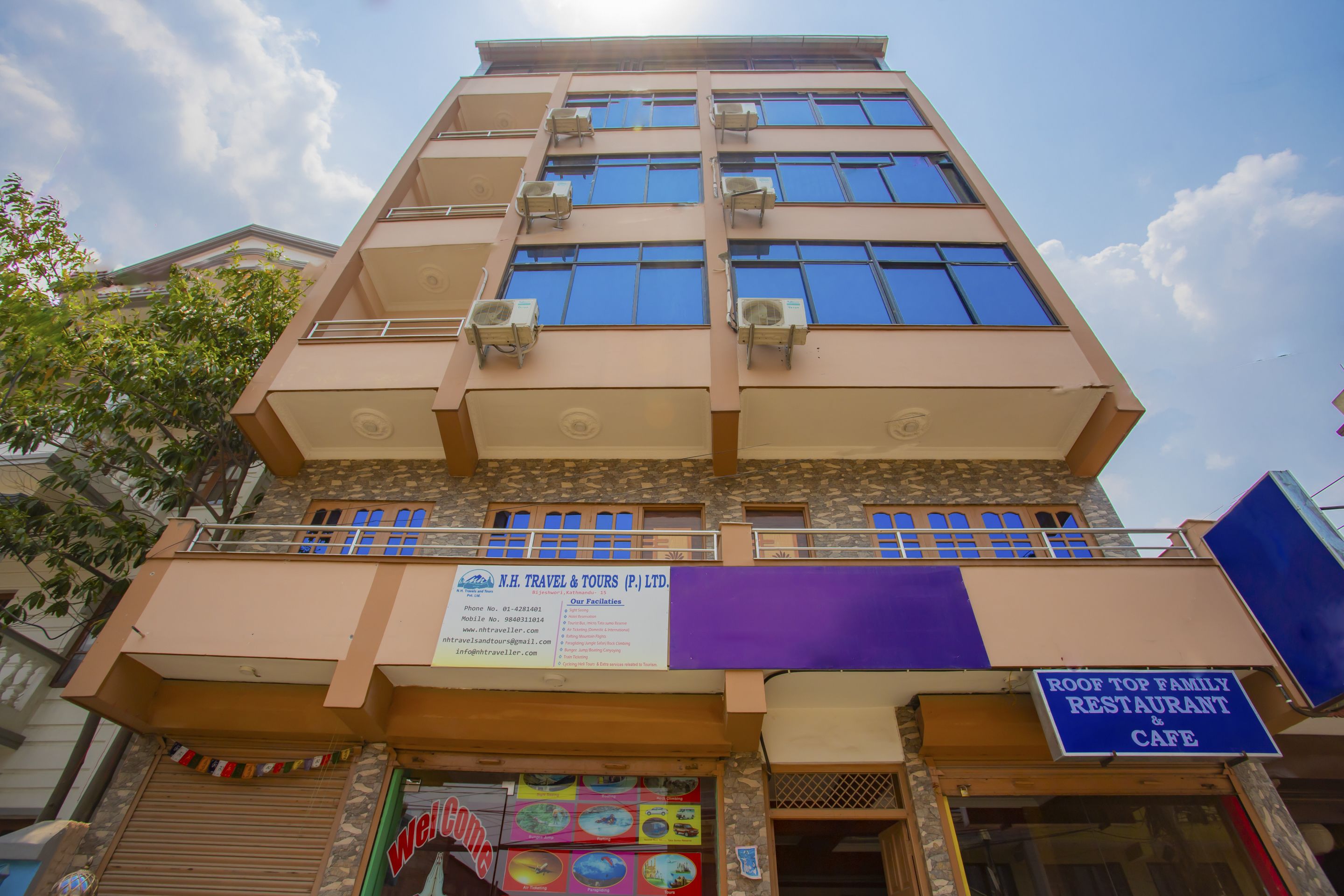 Hotel Om by OYO Rooms