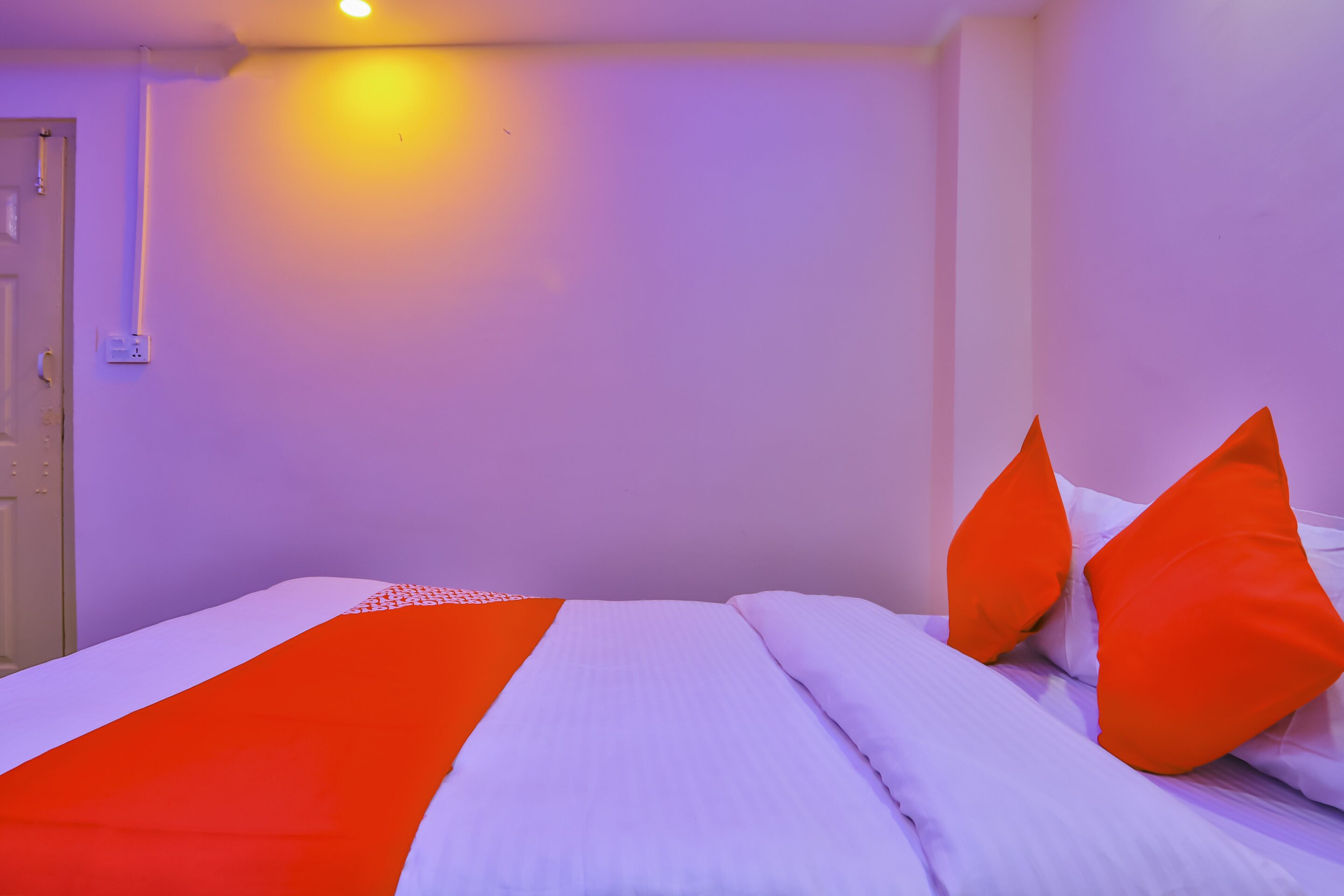 Hotel Shree Guru by OYO Rooms