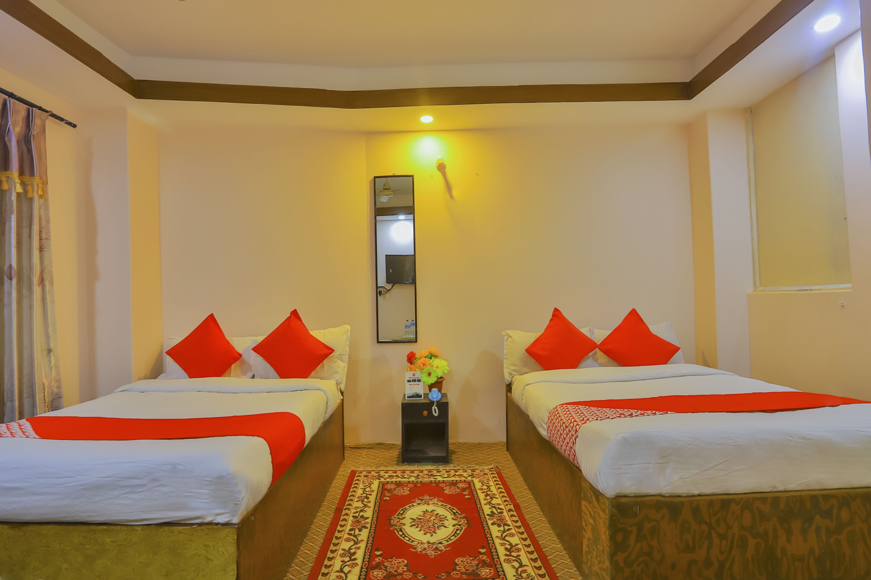 Hotel Shree Guru by OYO Rooms