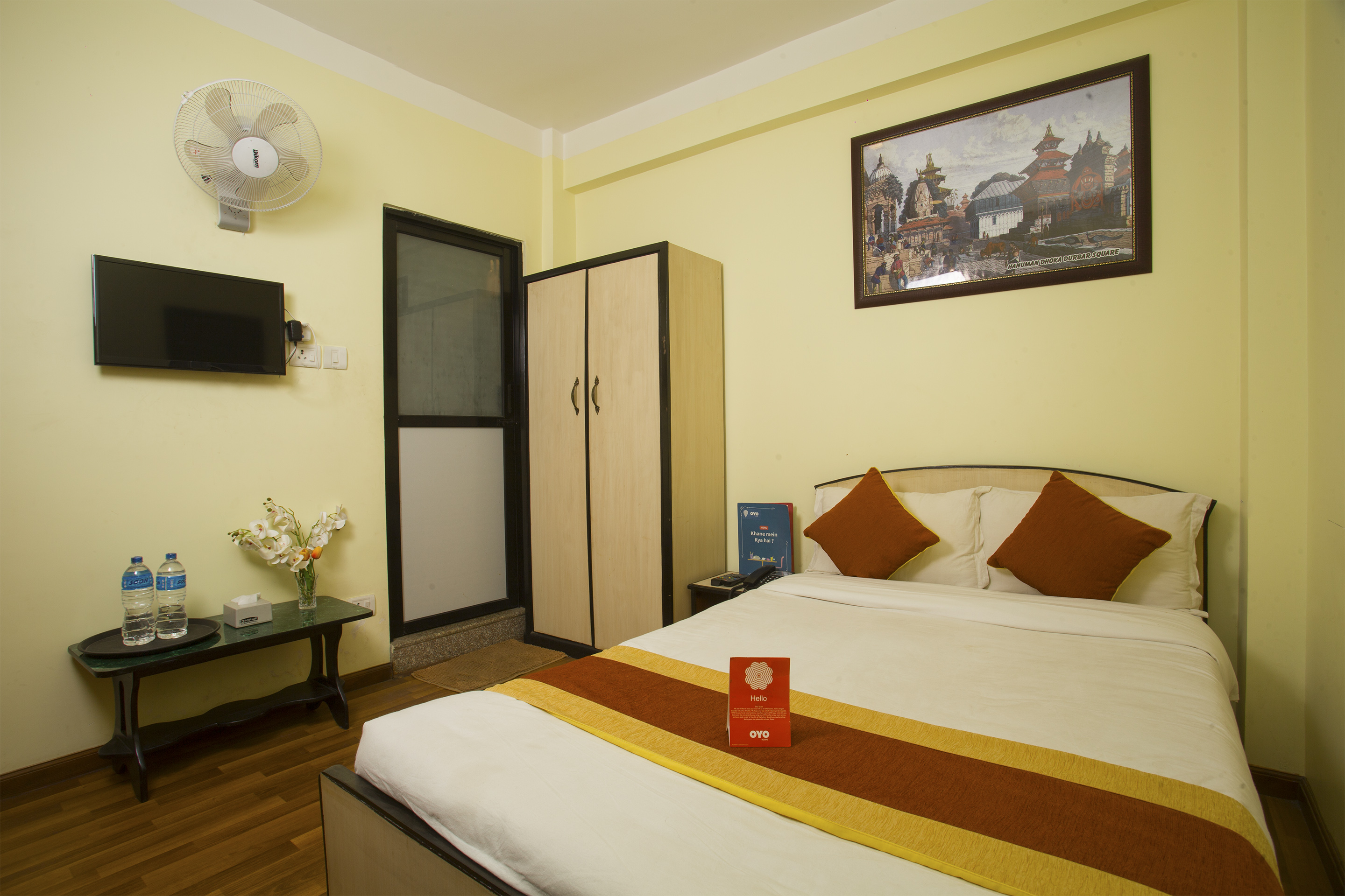 Hotel Sweet Town