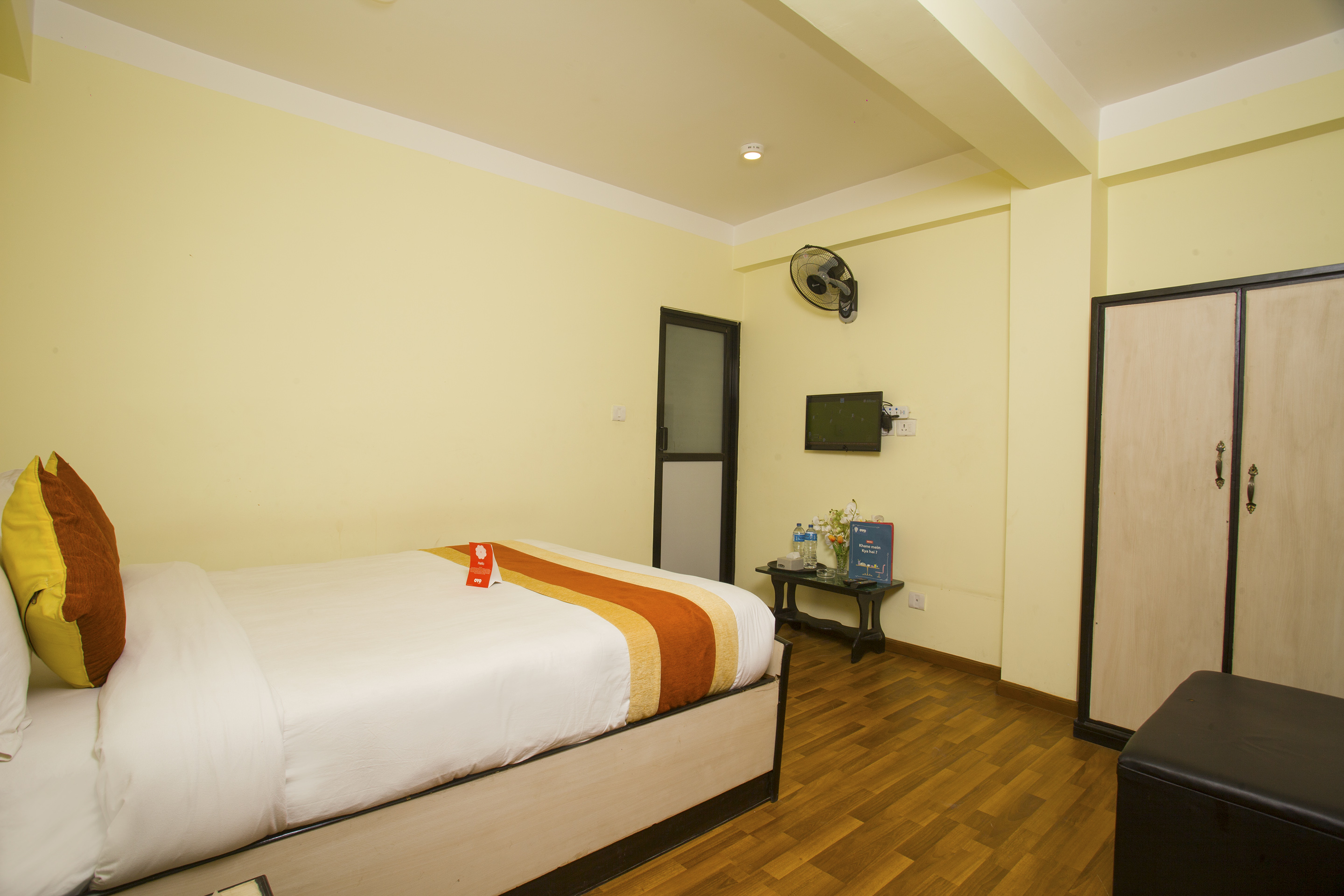 Hotel Sweet Town