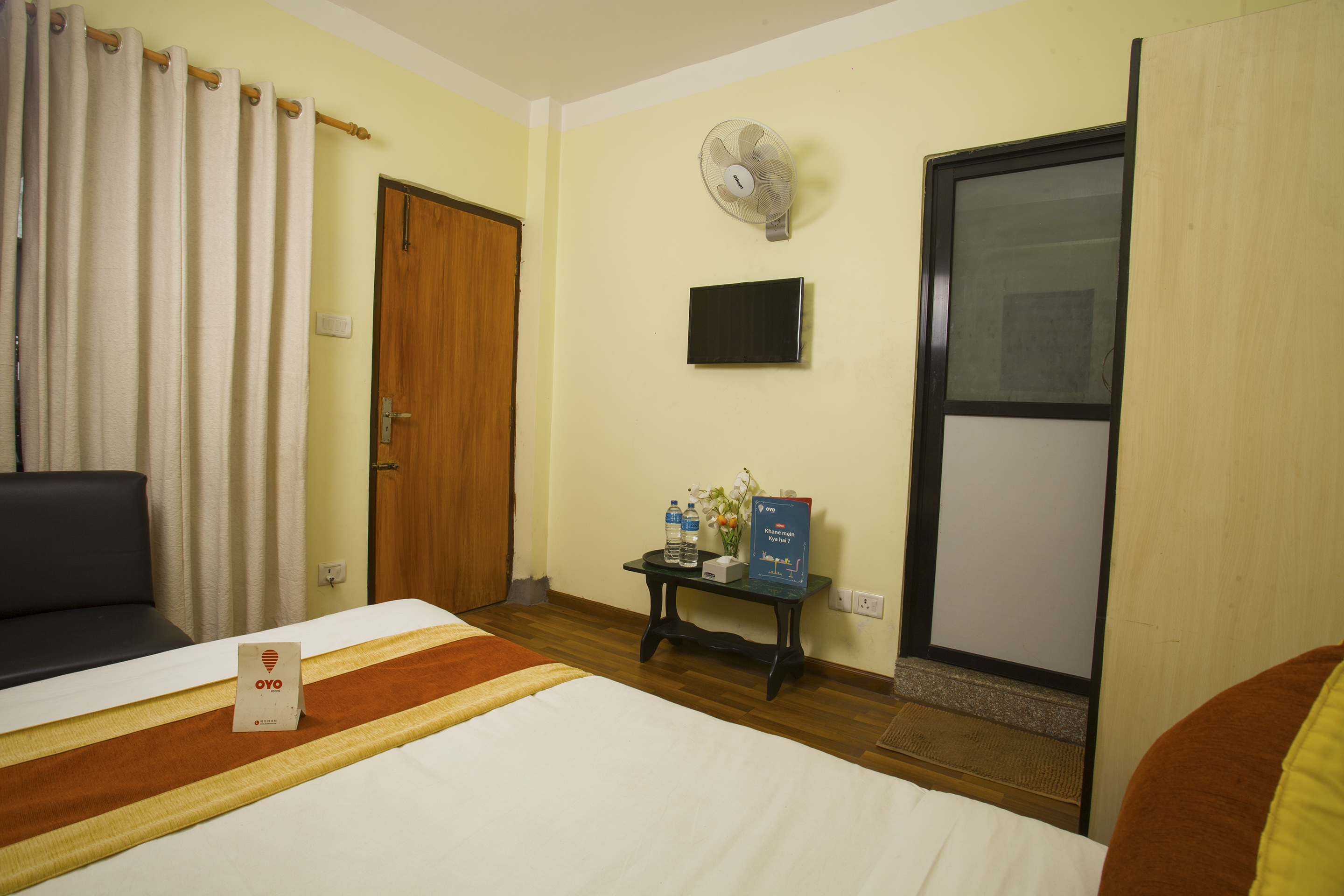 Hotel Sweet Town