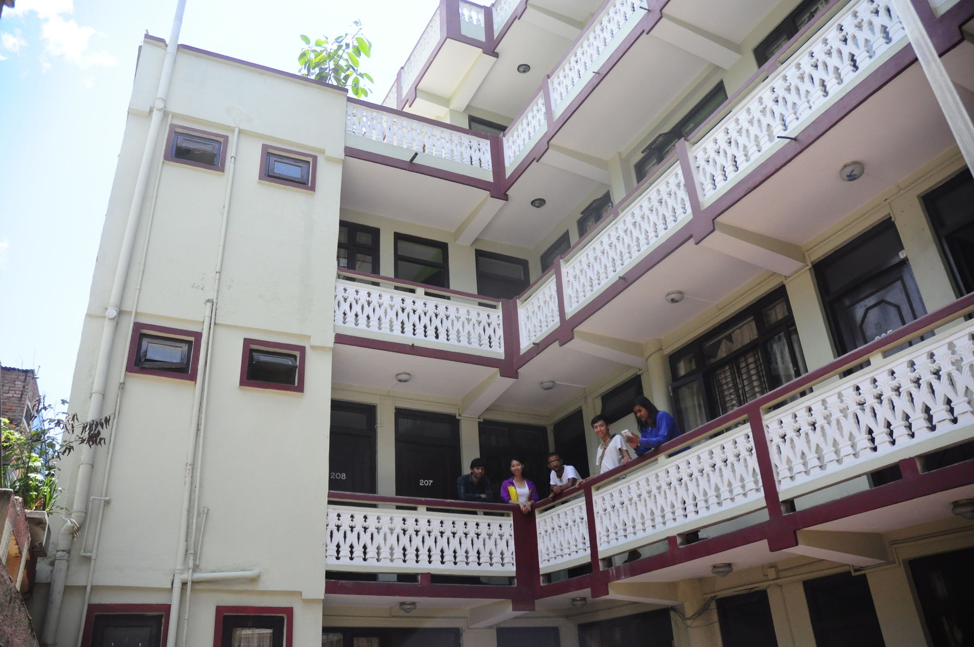 Hotel Yala Peak
