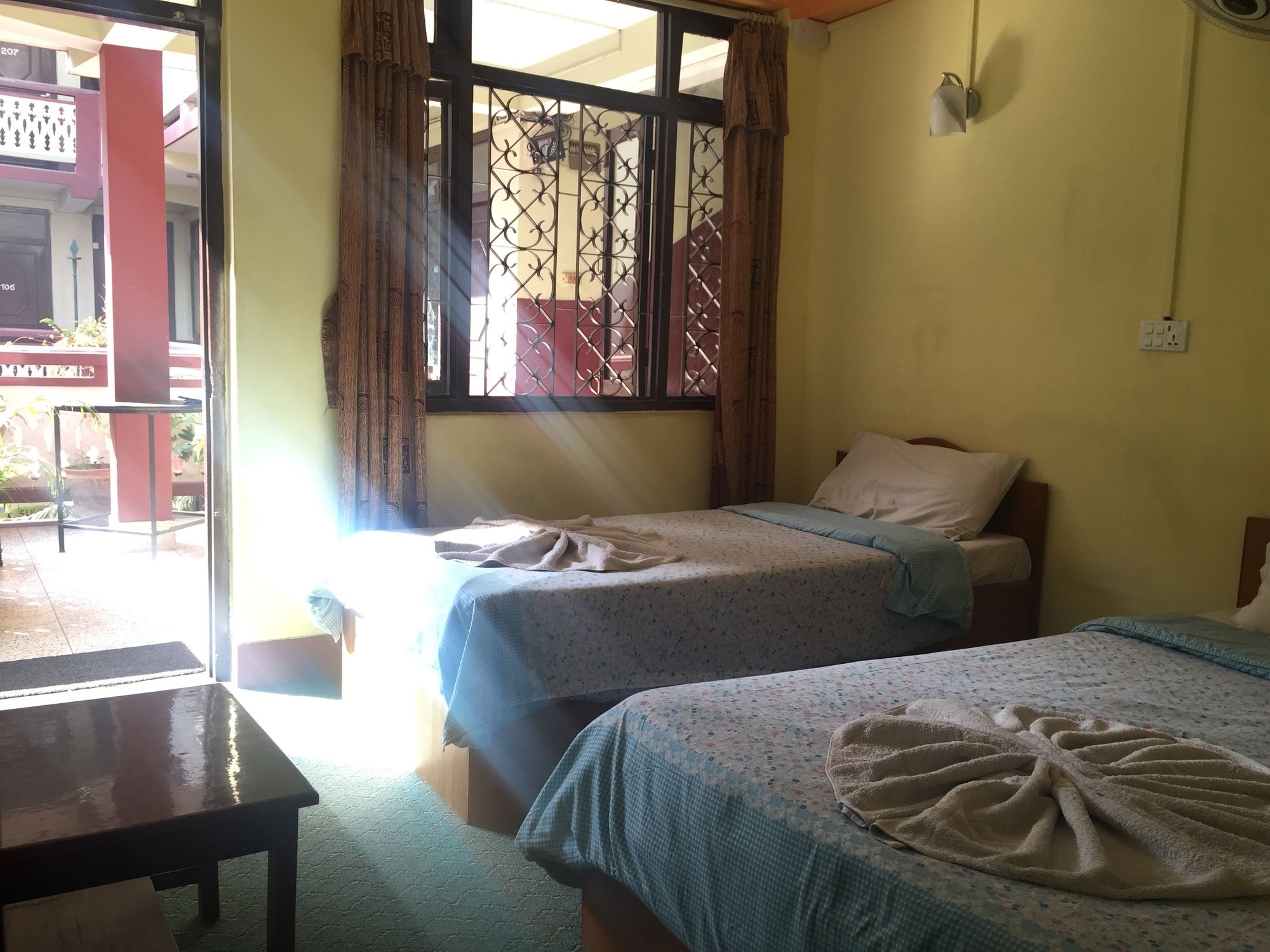 Hotel Yala Peak