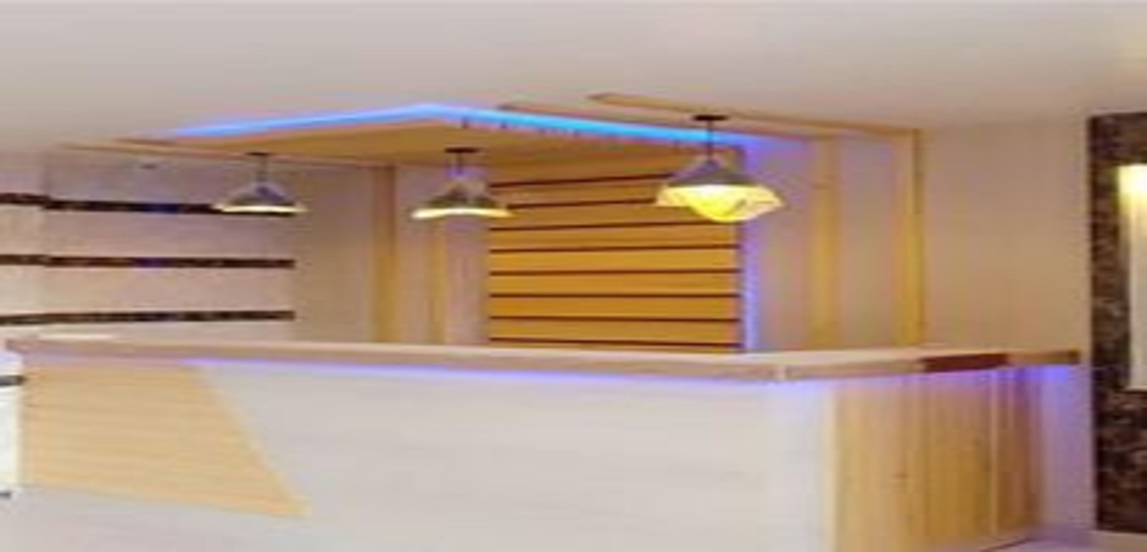 MeroStay Hotel Mai