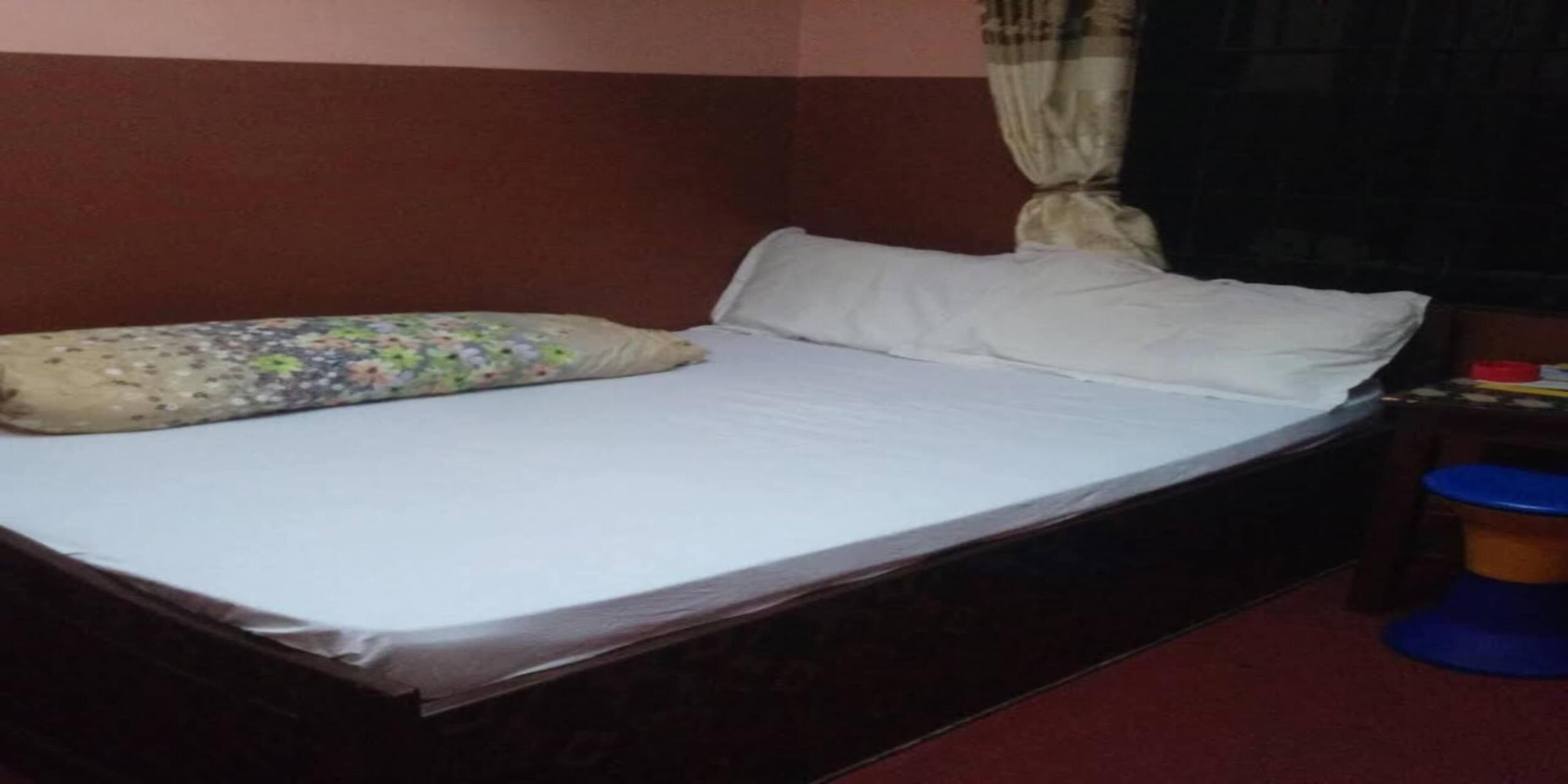 MeroStay Hotel Satyam