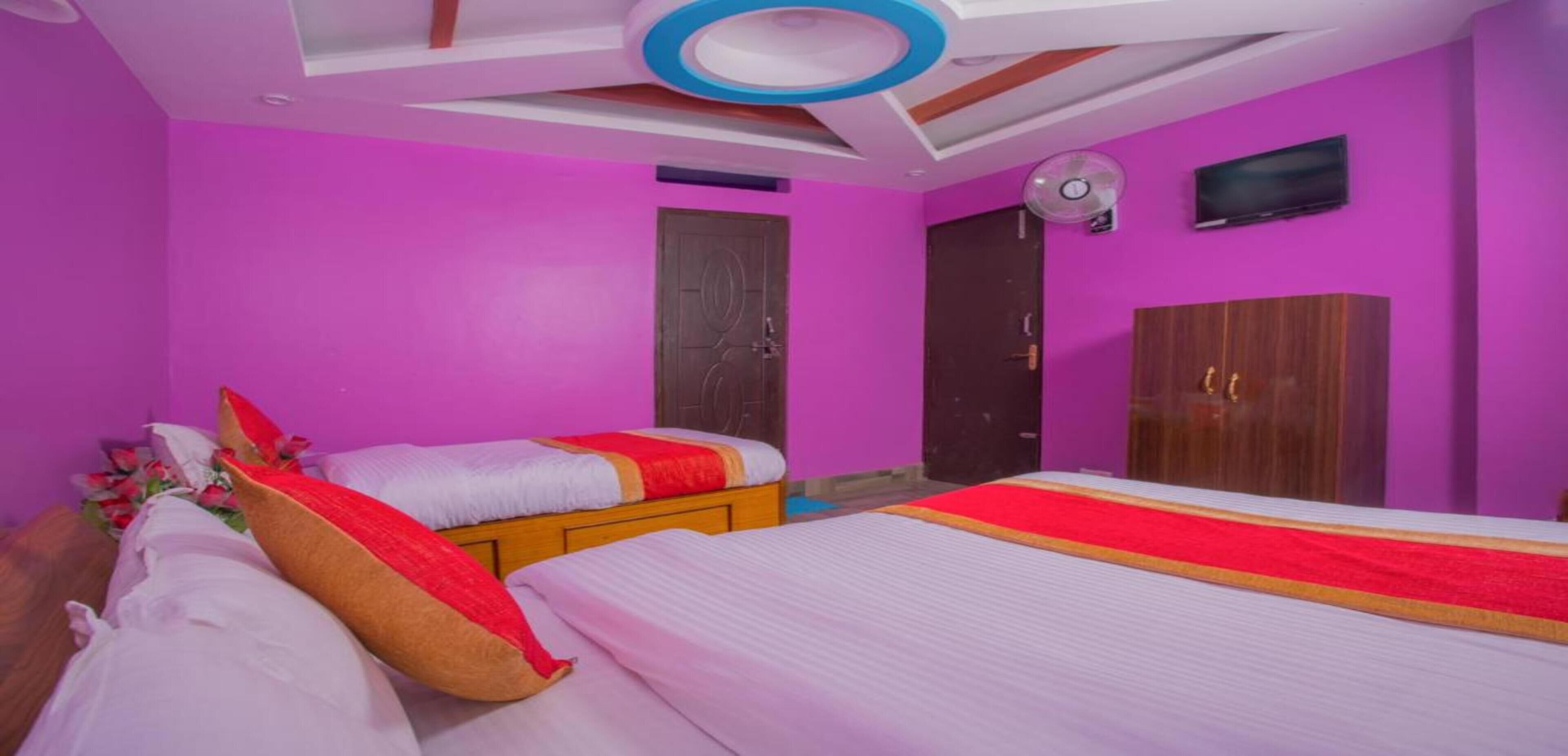 Siddhi Binayak Hotel