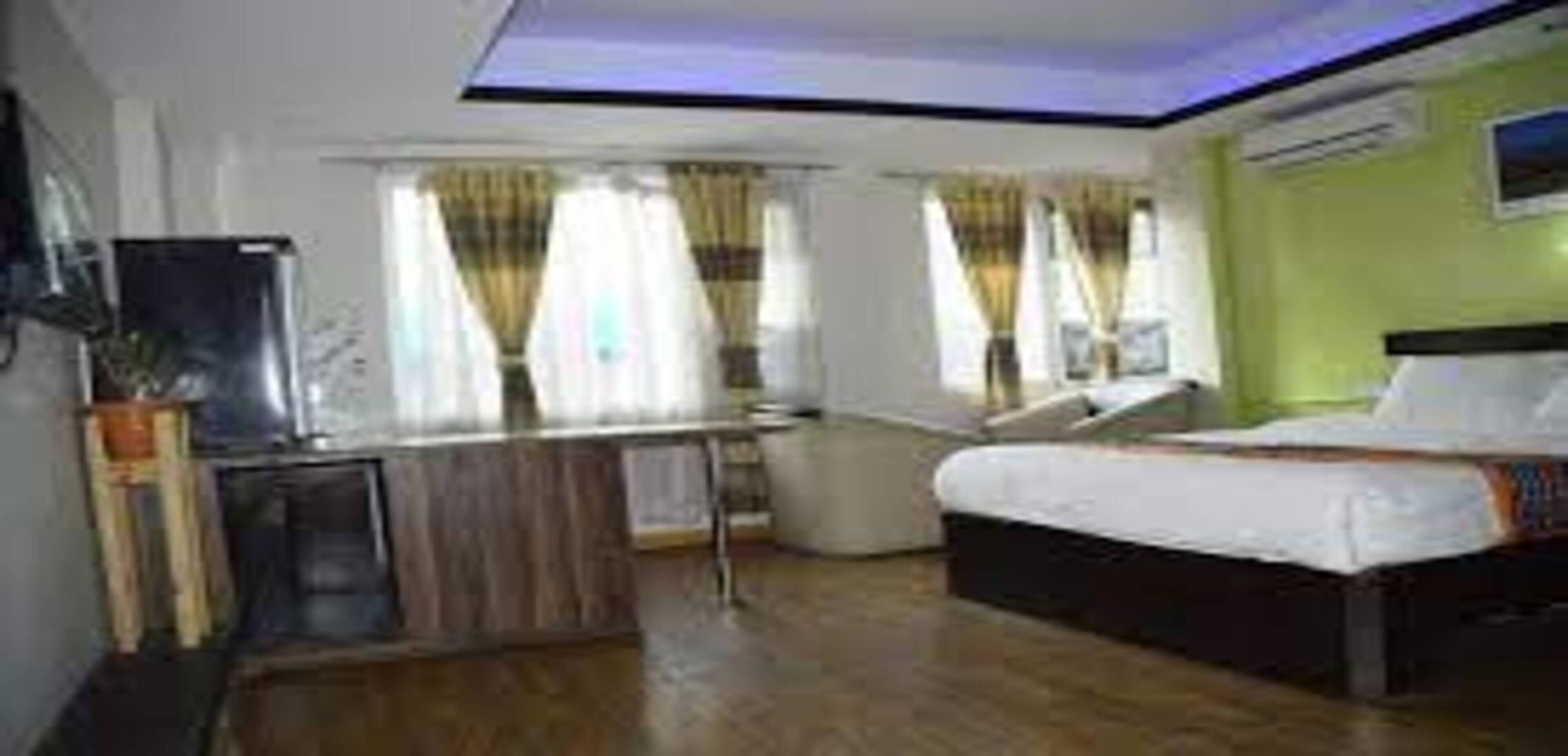 Hotel Rate