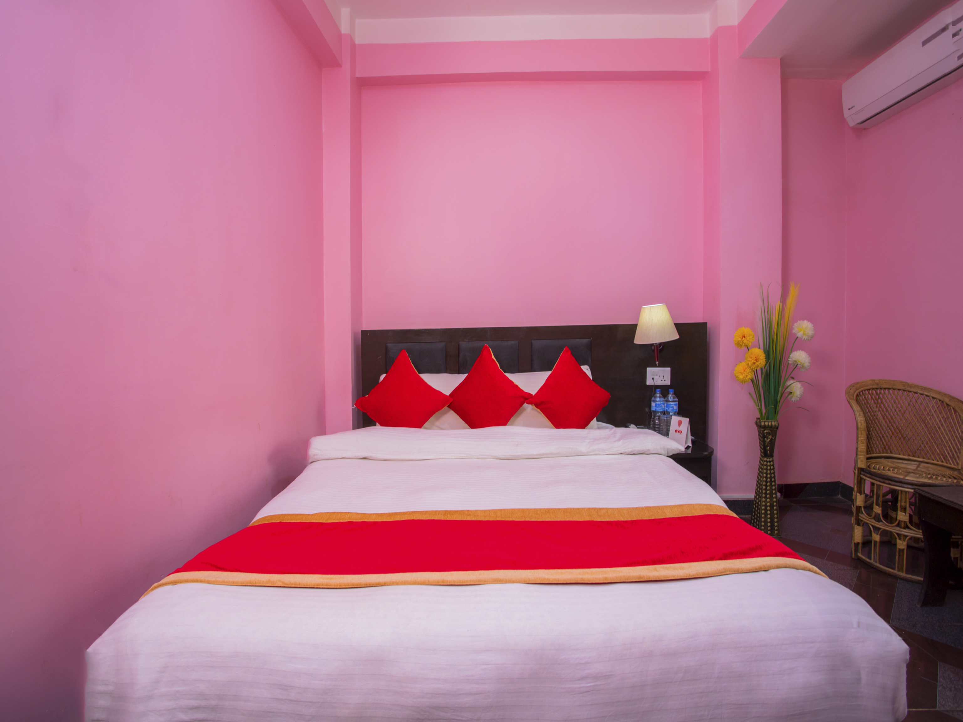 OYO 222 Hotel New Himalayan