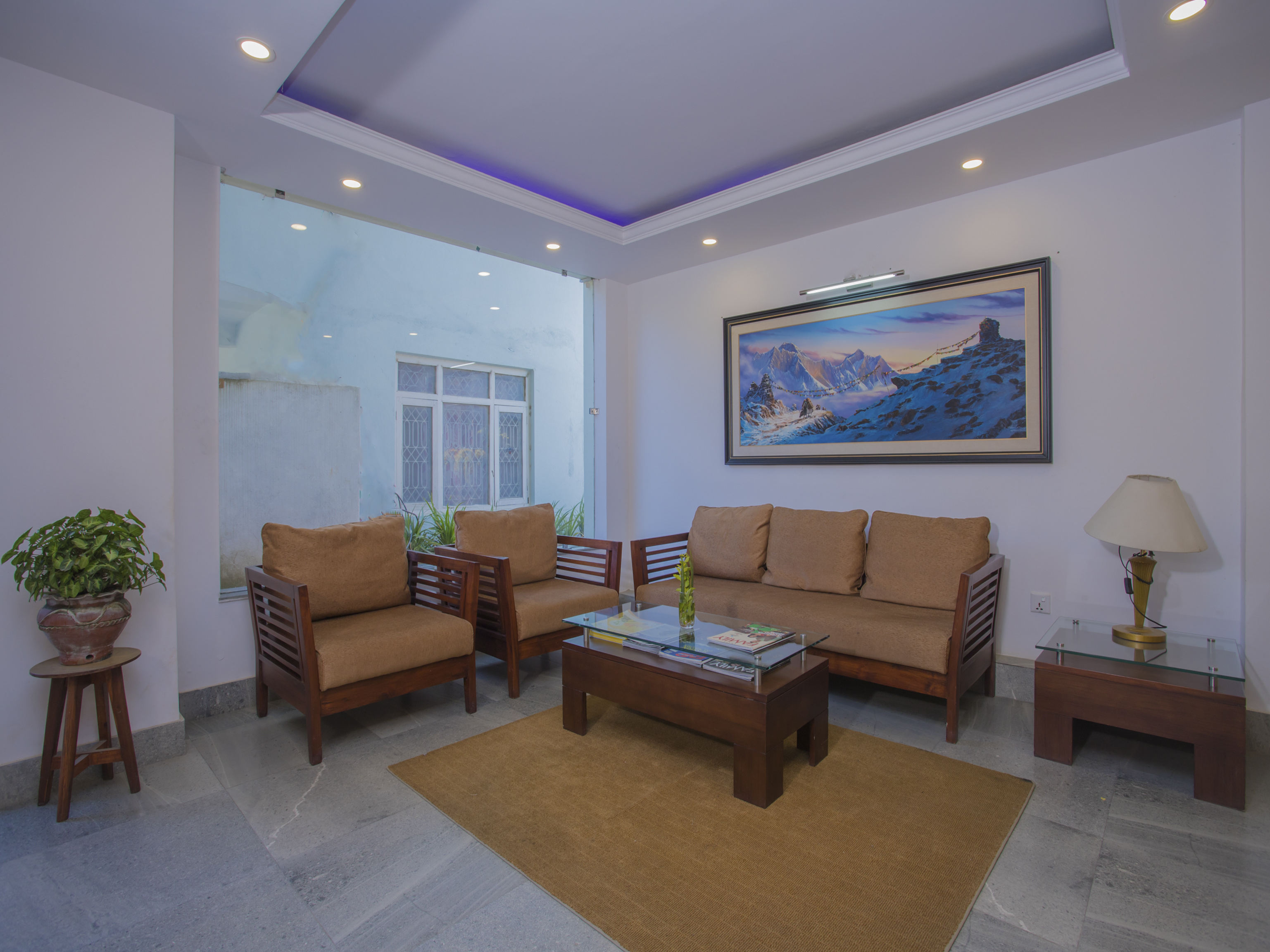OYO 246 Tensar Hotel
