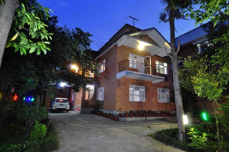 Danfe Ghar Bed & Breakfast
