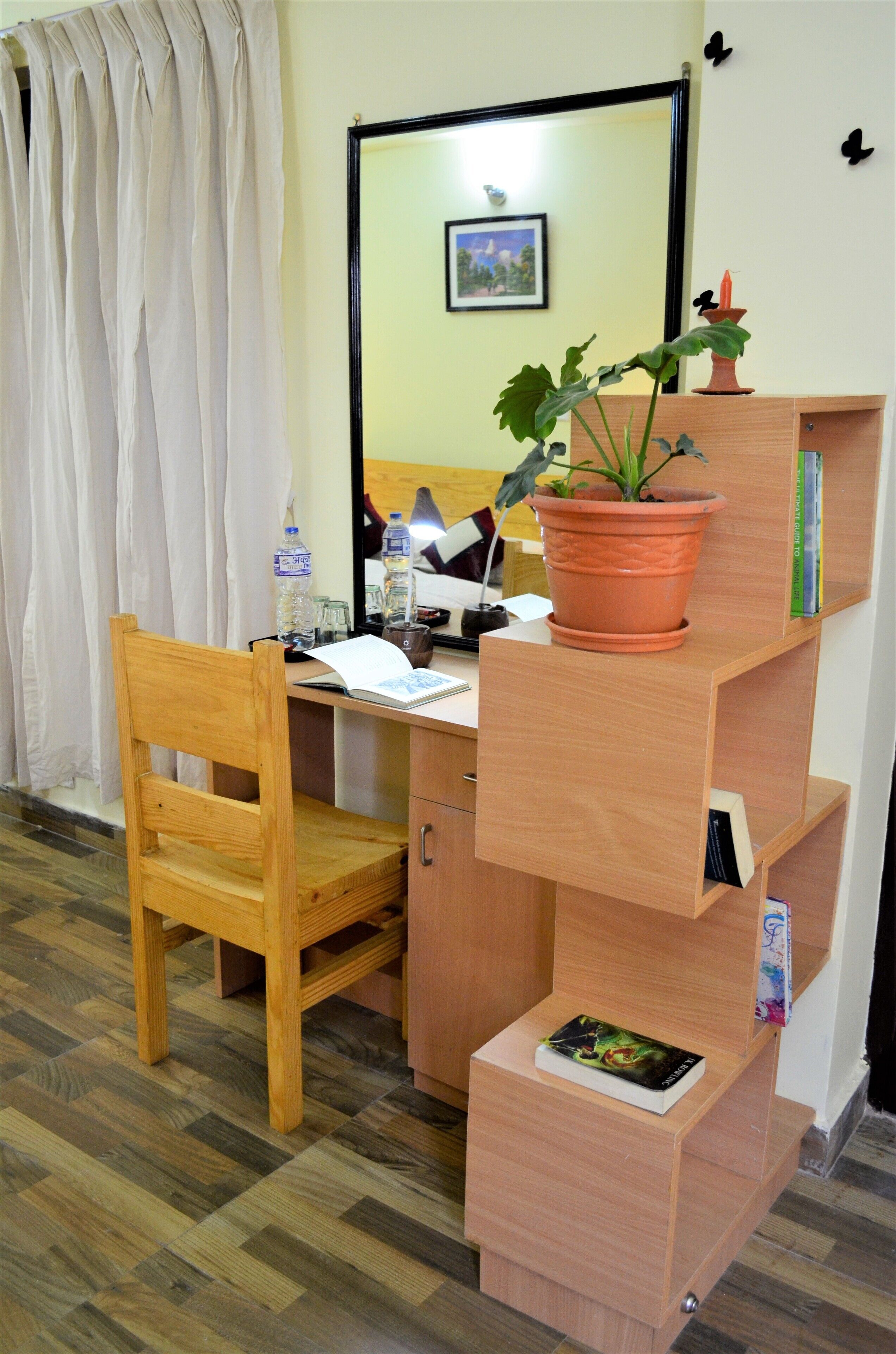 Tanani Newa Home