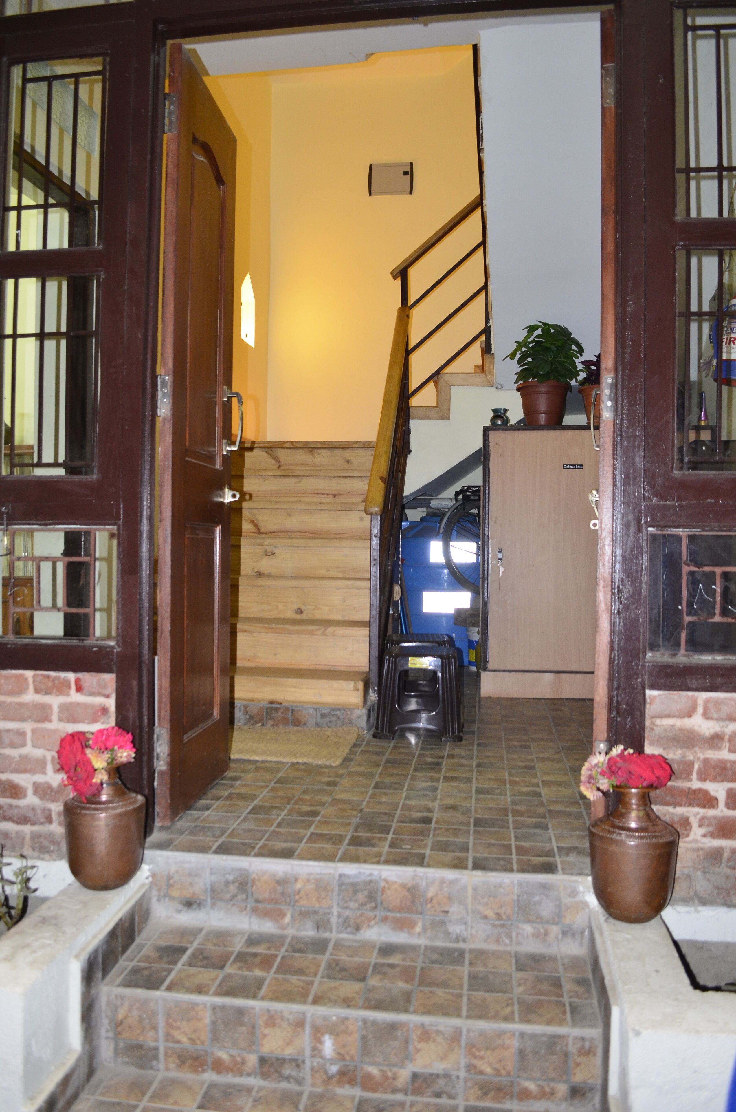 Tanani Newa Home