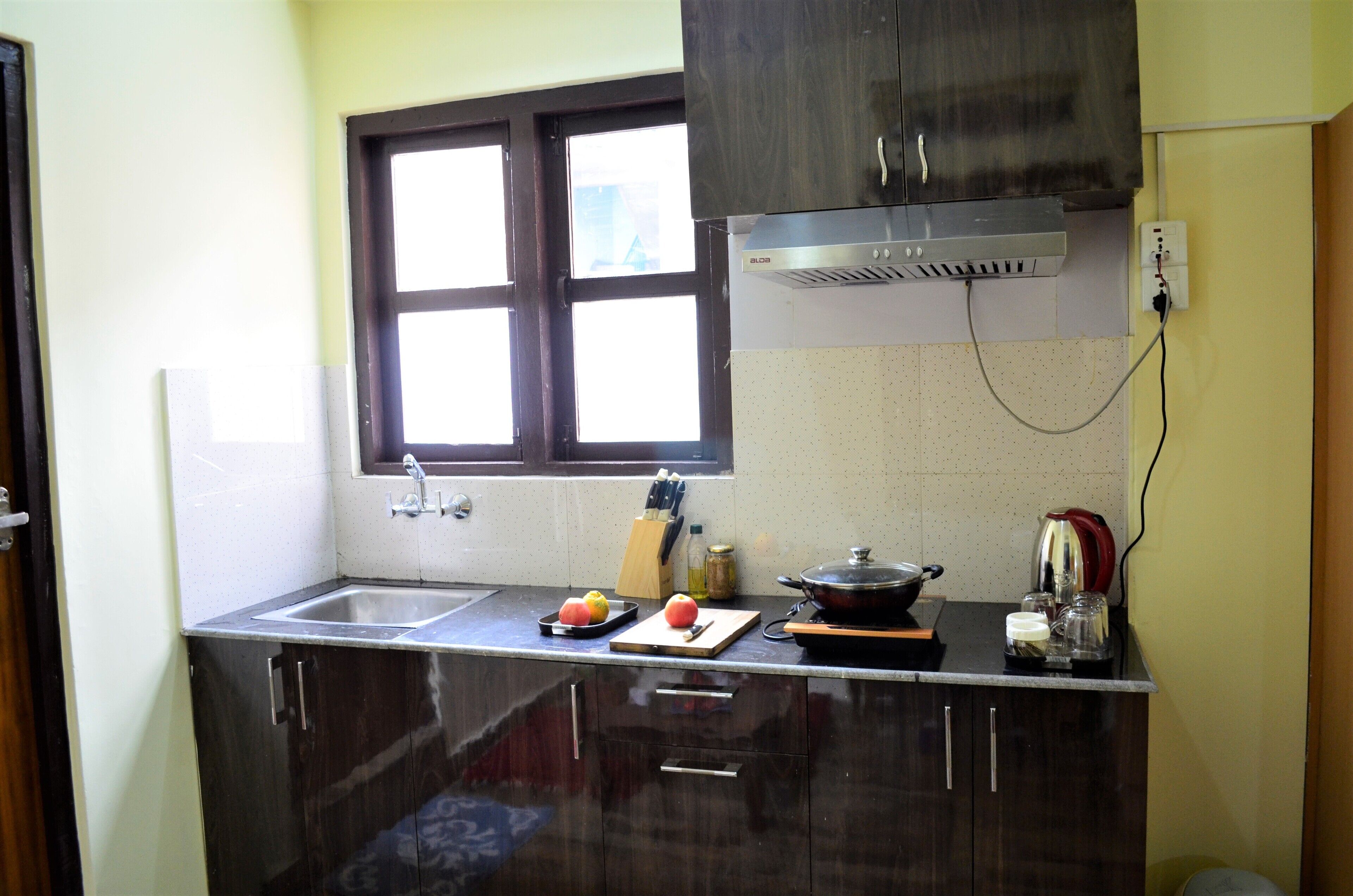 Tanani Newa Home