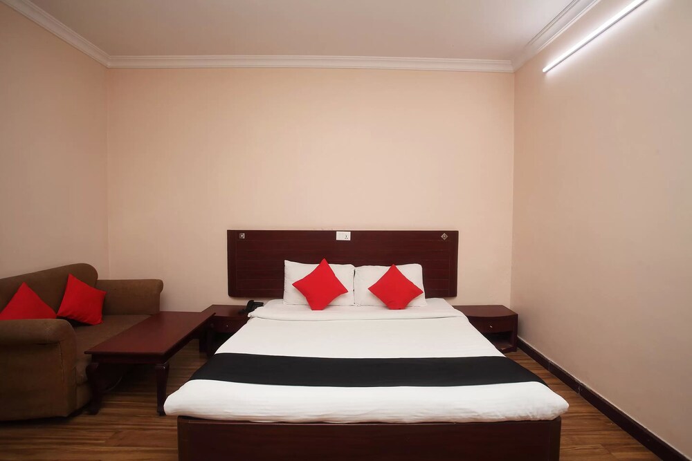 Hotel Sneha by OYO Rooms
