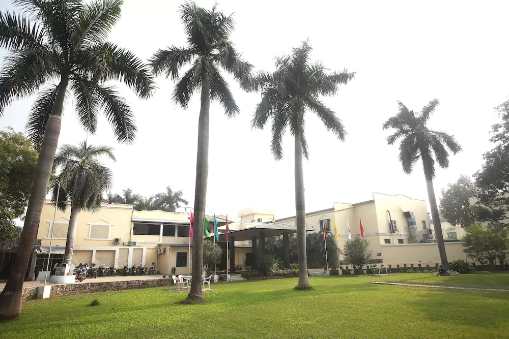 Hotel Sneha by OYO Rooms