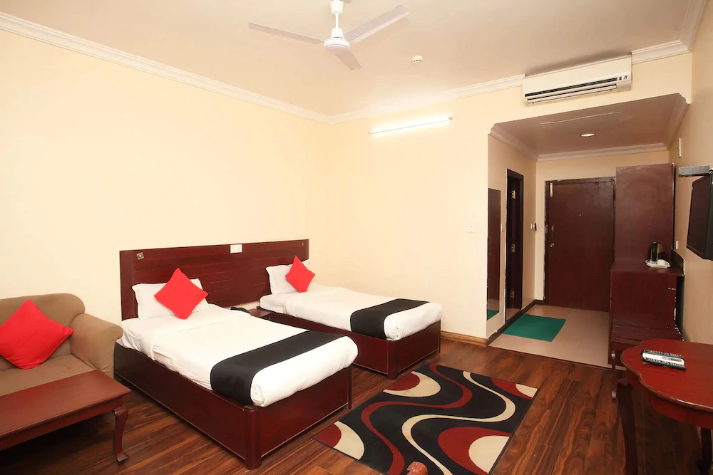 Hotel Sneha by OYO Rooms