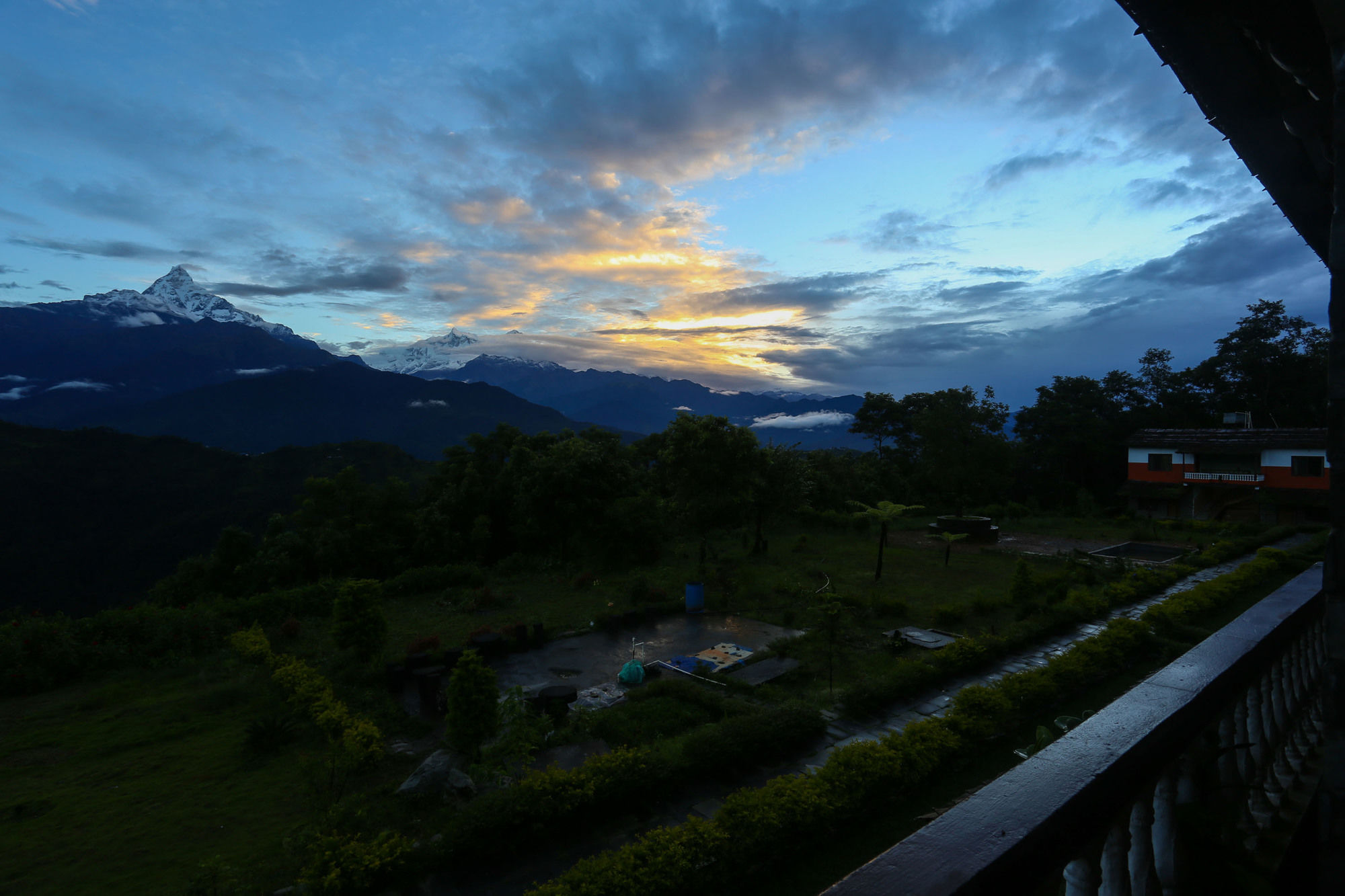 Himalayan Deurali Resort