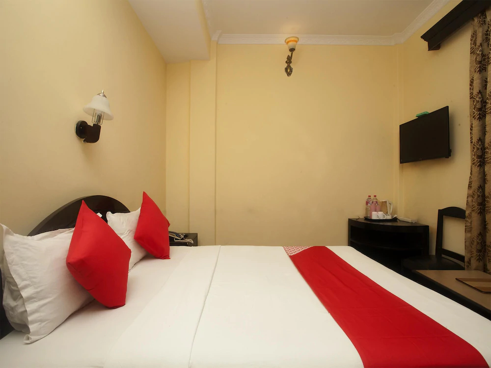 Hotel Bougainvillea by OYO Rooms