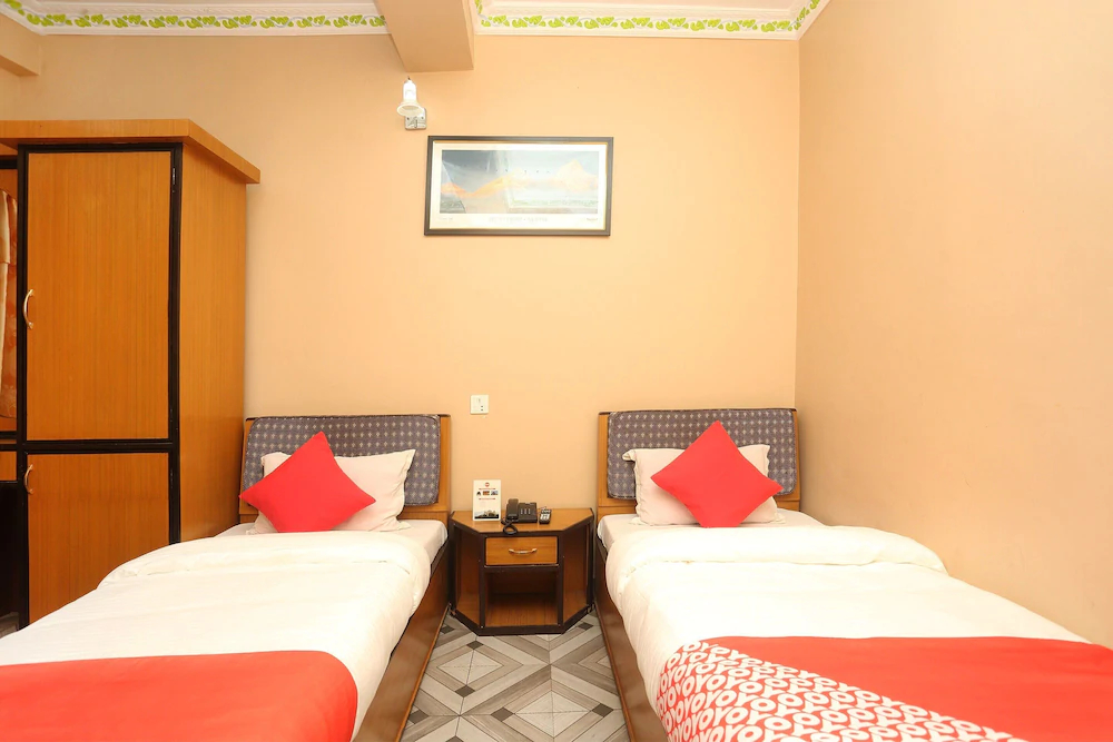 Hotel The Beehive by OYO Rooms