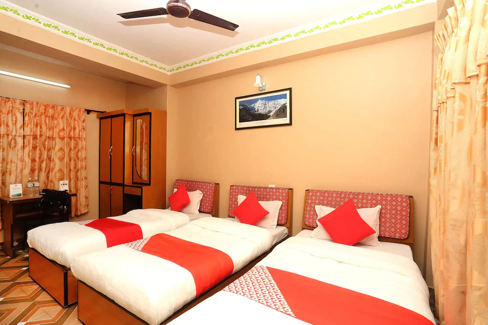 Hotel The Beehive by OYO Rooms