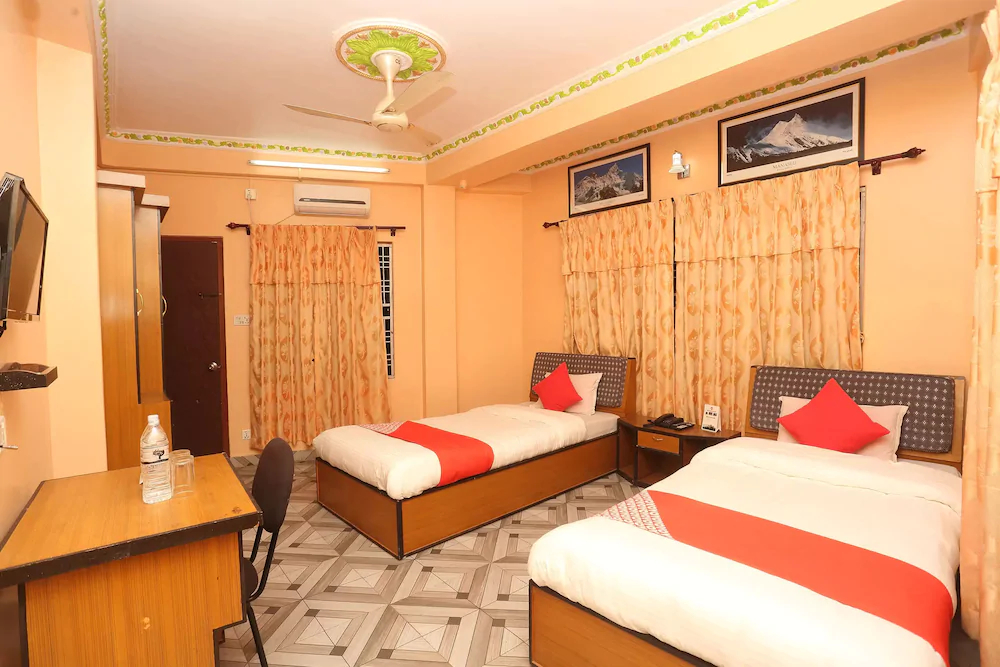Hotel The Beehive by OYO Rooms