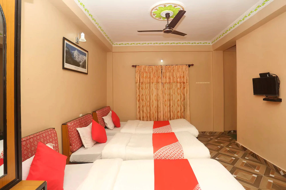 Hotel The Beehive by OYO Rooms