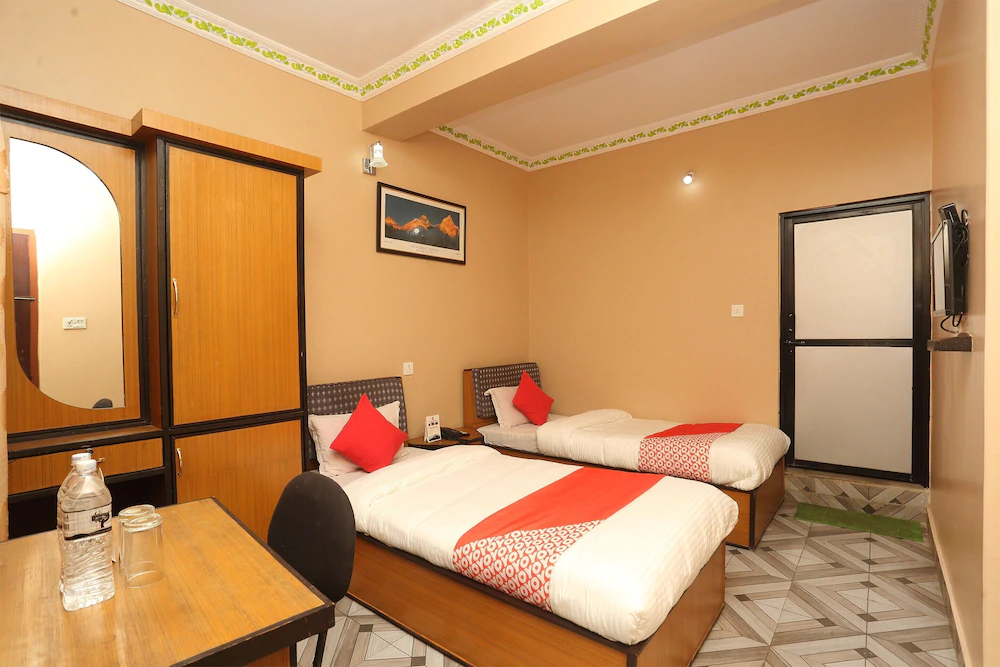 Hotel The Beehive by OYO Rooms