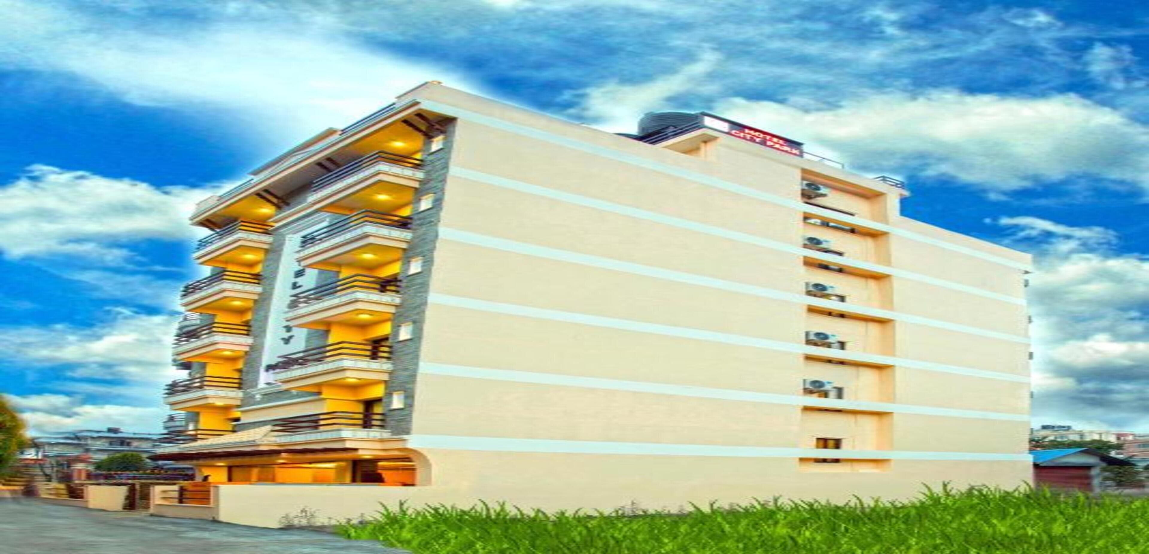 MeroStay Hotel City Park