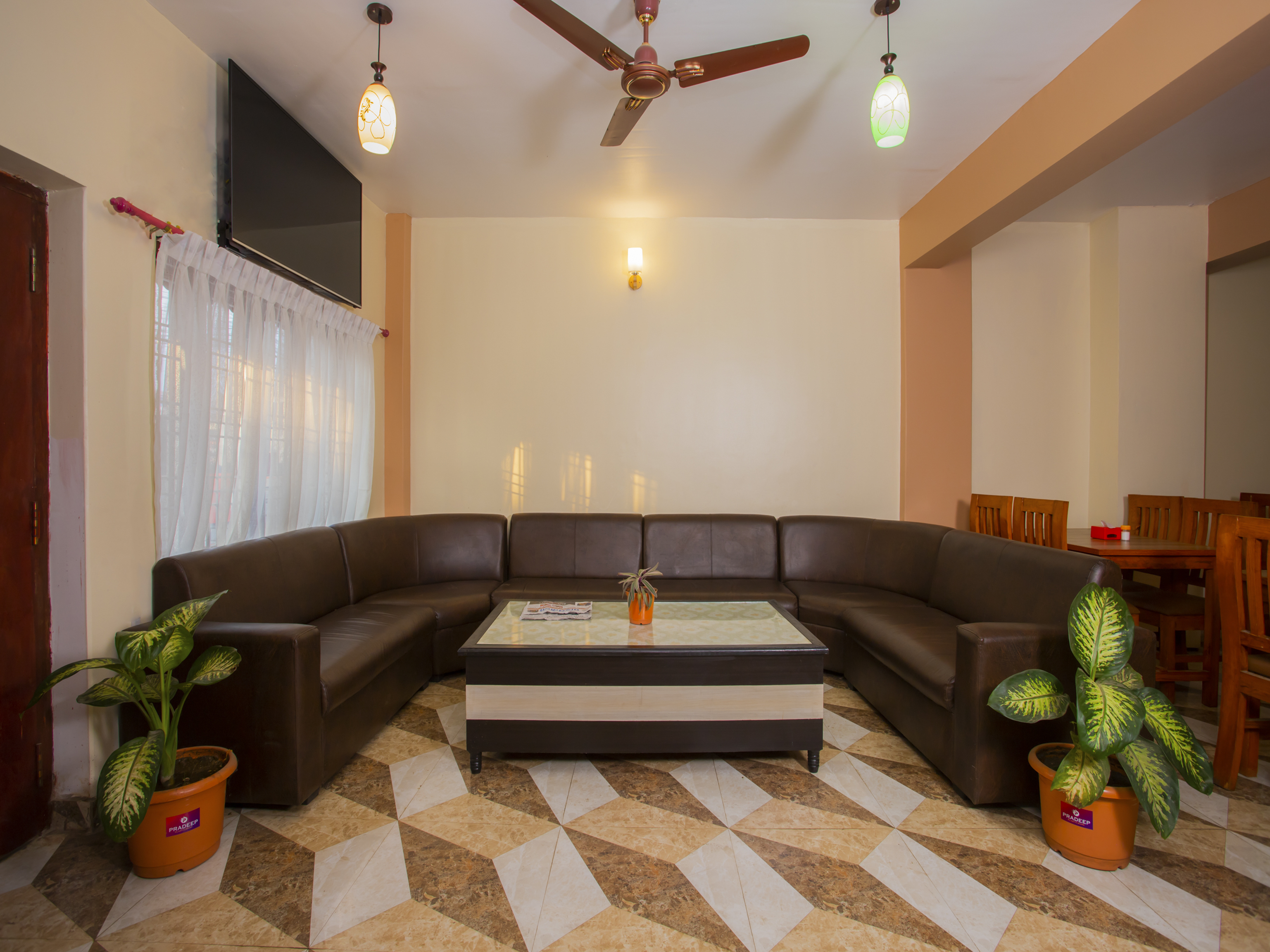 OYO 250 Hotel City Palace