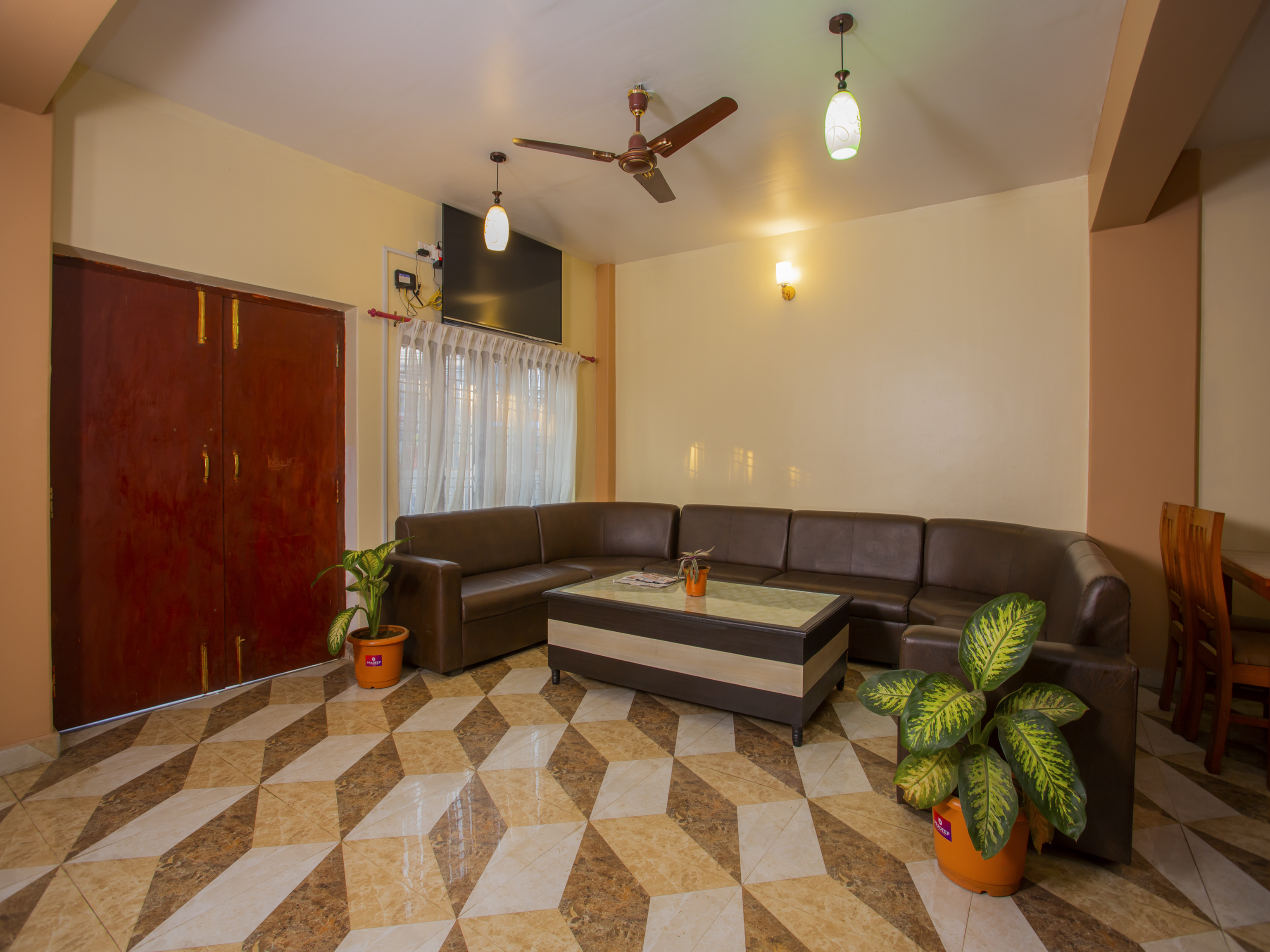OYO 250 Hotel City Palace