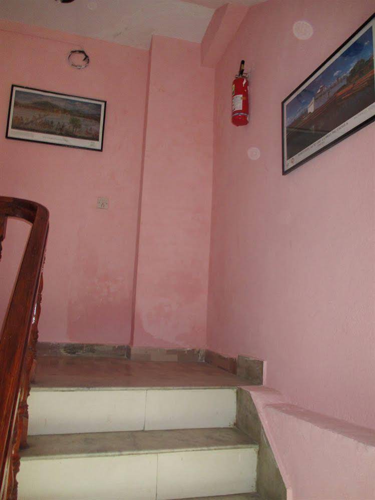 Hotel Budget Muliplex