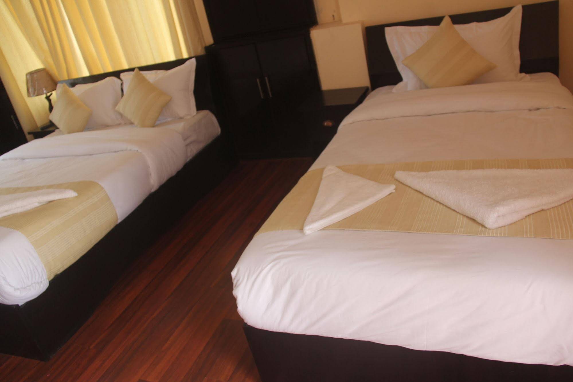 Hotel Dream City