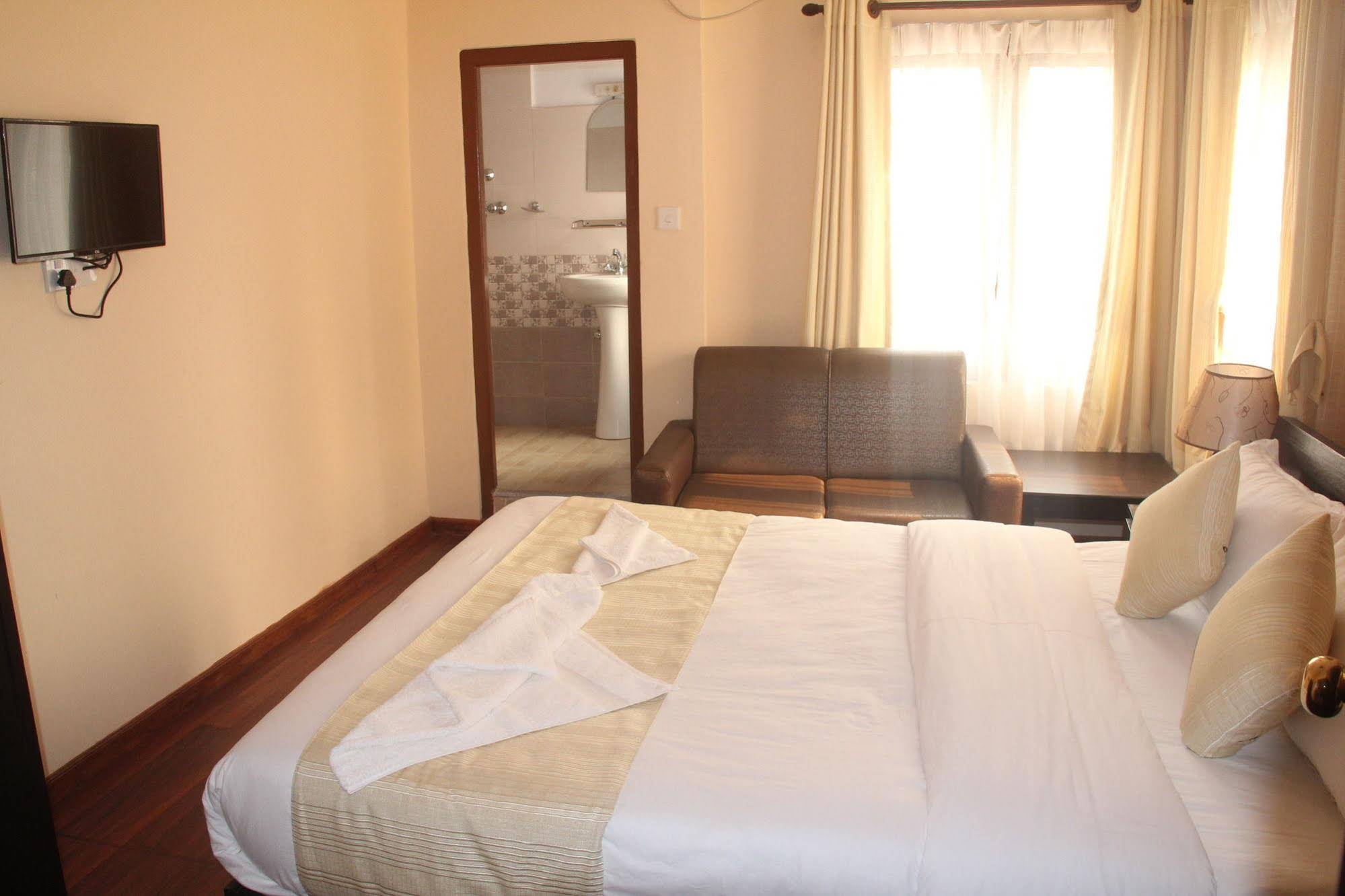 Hotel Dream City