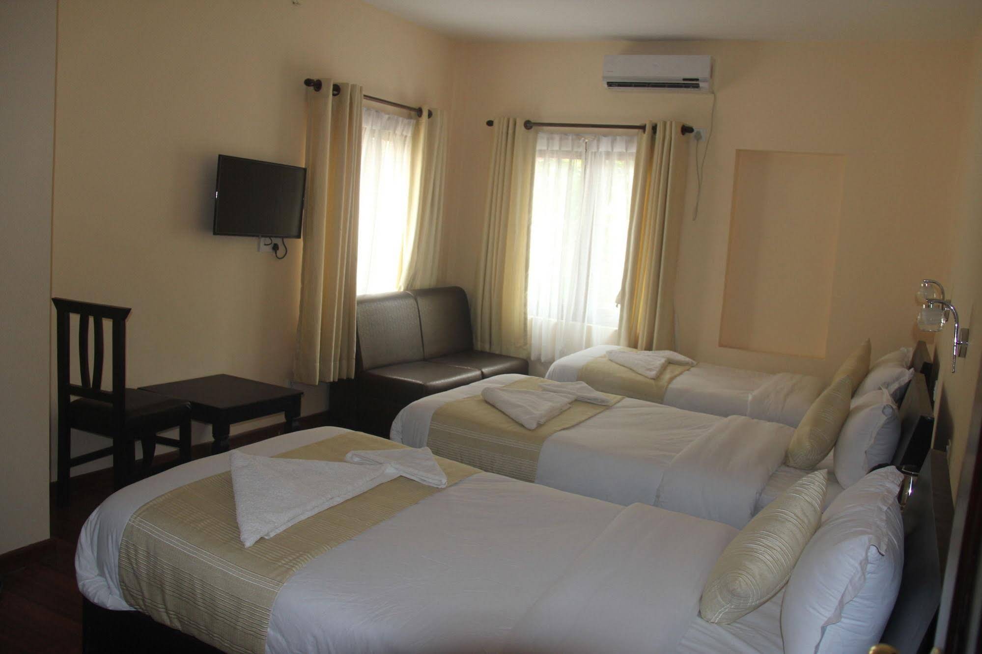 Hotel Dream City