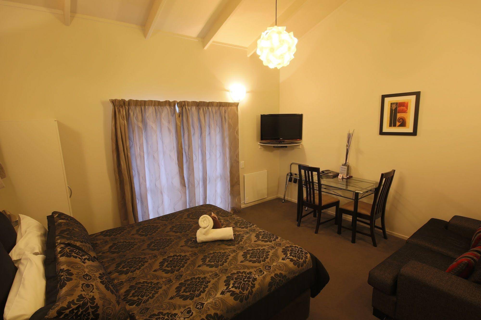 Anchor Lodge