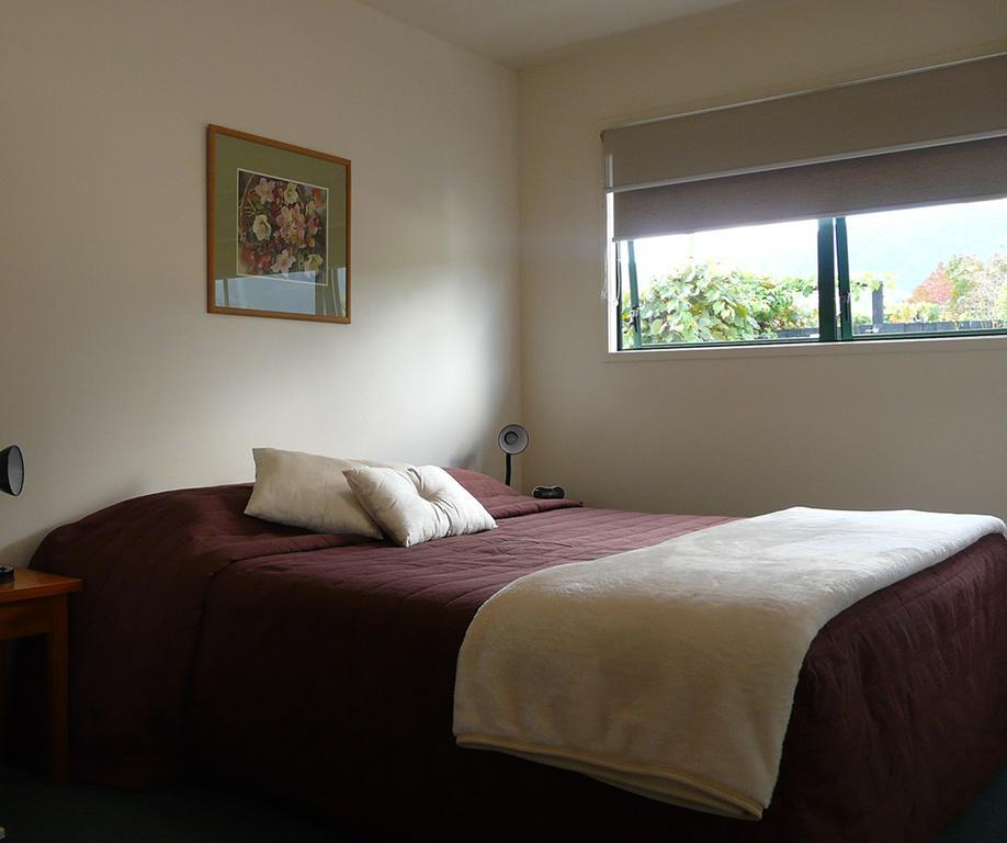Coromandel Court