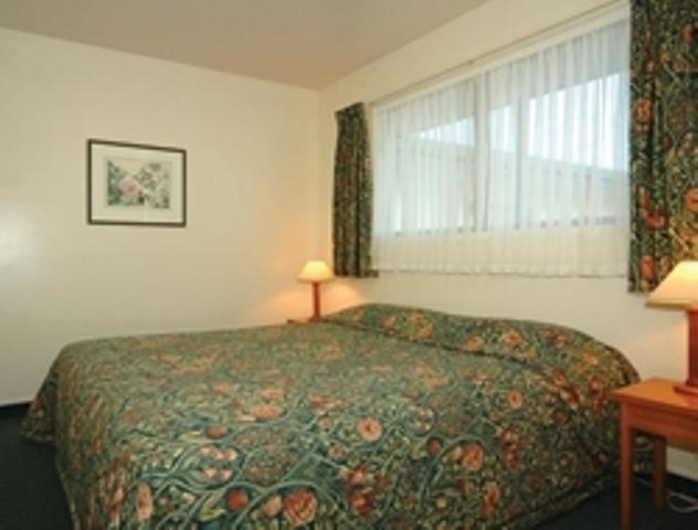 Coromandel Court