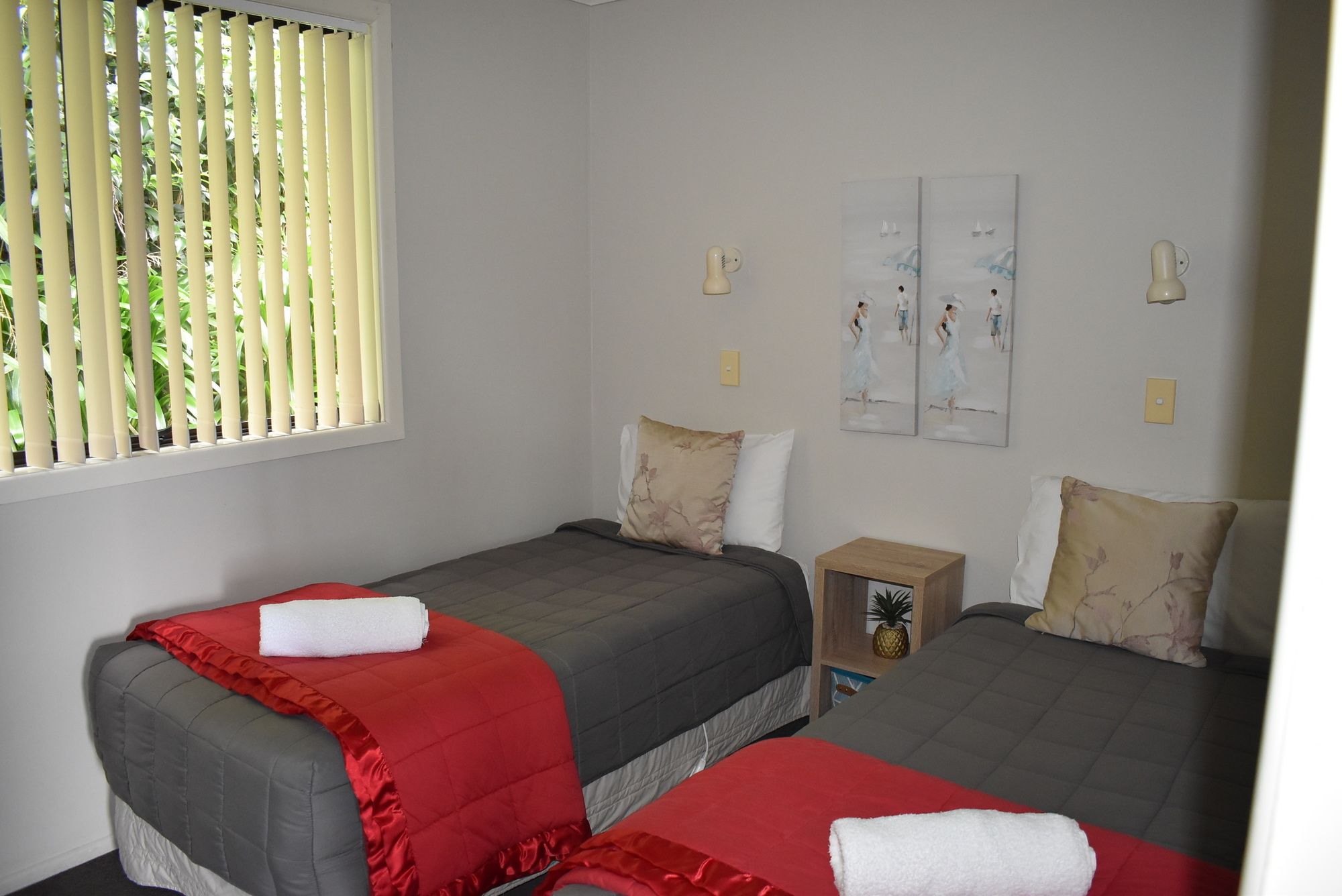 Coastal Motor Lodge