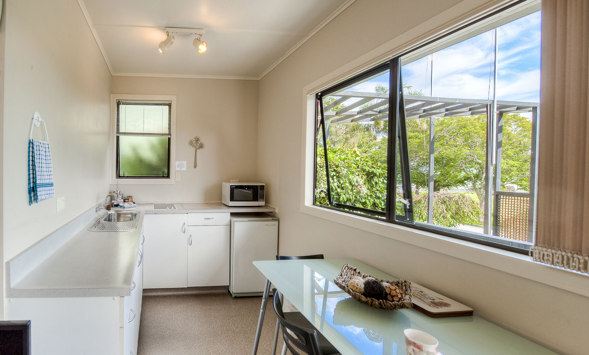 Coastal Motor Lodge