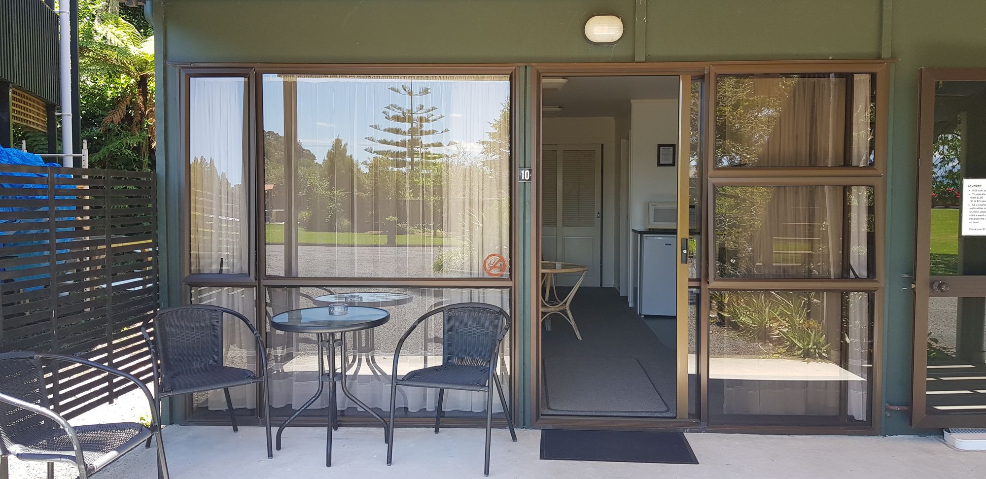 Coastal Motor Lodge