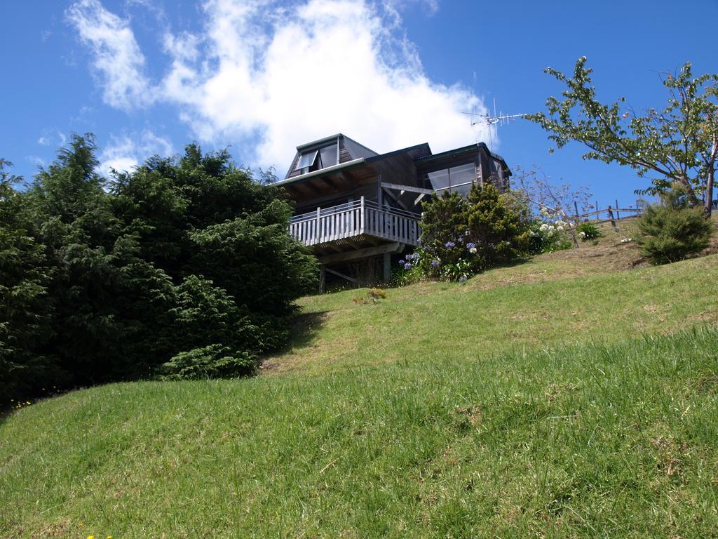 Grafton Cottage and Chalets