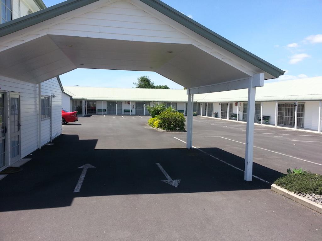 Blake Court Motel