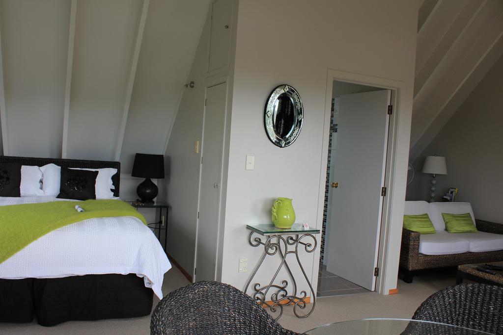 Brenton Lodge
