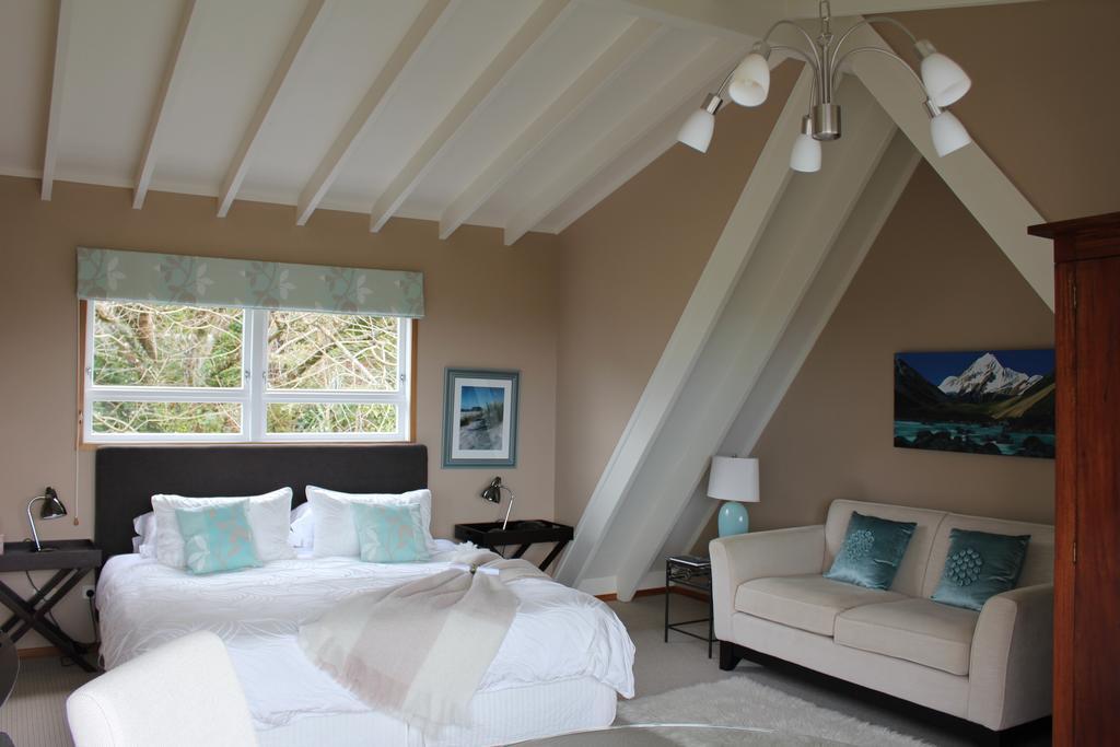 Brenton Lodge